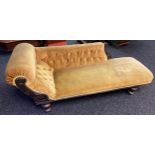 Victorian chaise longue, with a scroll end and backrest covered in button upholstered green plush