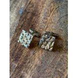 A Pair of London 9ct yellow gold cufflinks. [13.96grams]