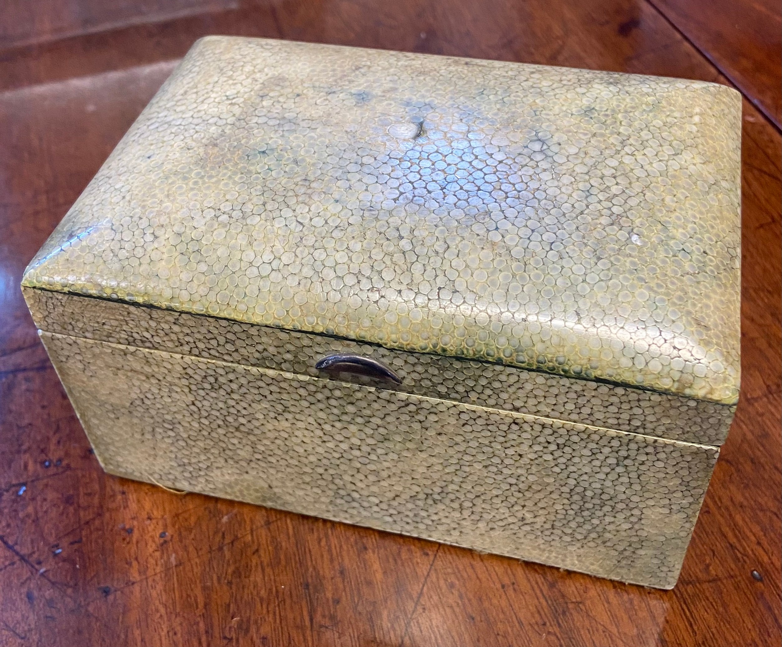 Shagreen lidded box