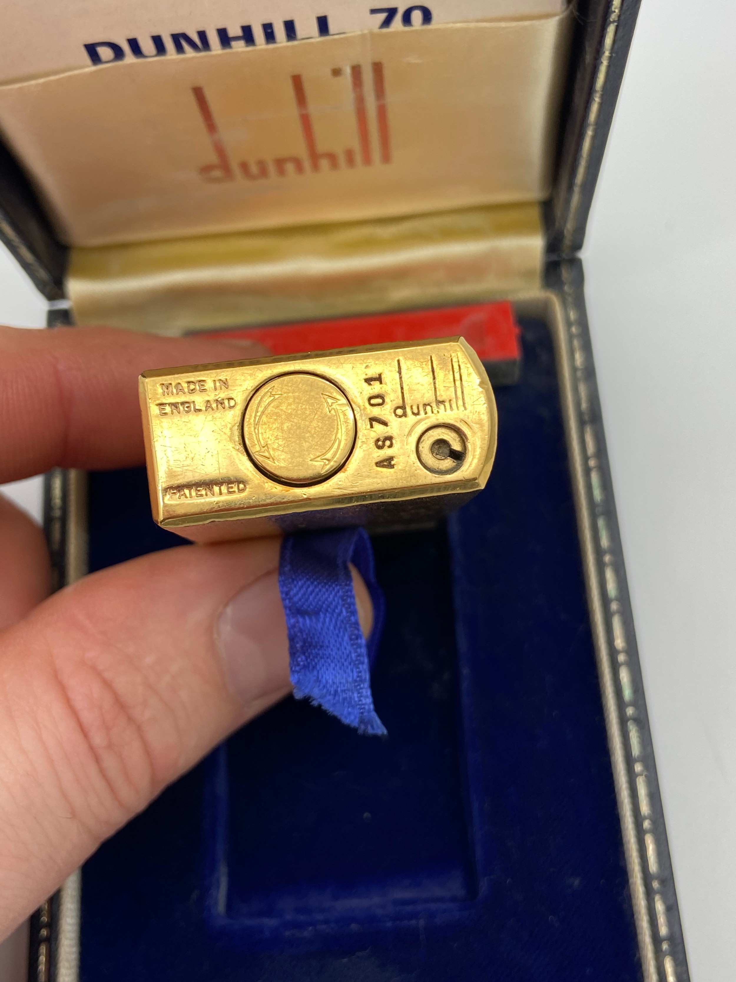 A Vintage Dunhill 70 gold plated lighter, box and instructions - Image 2 of 3