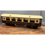 Hornby Pullman tin plate coach model