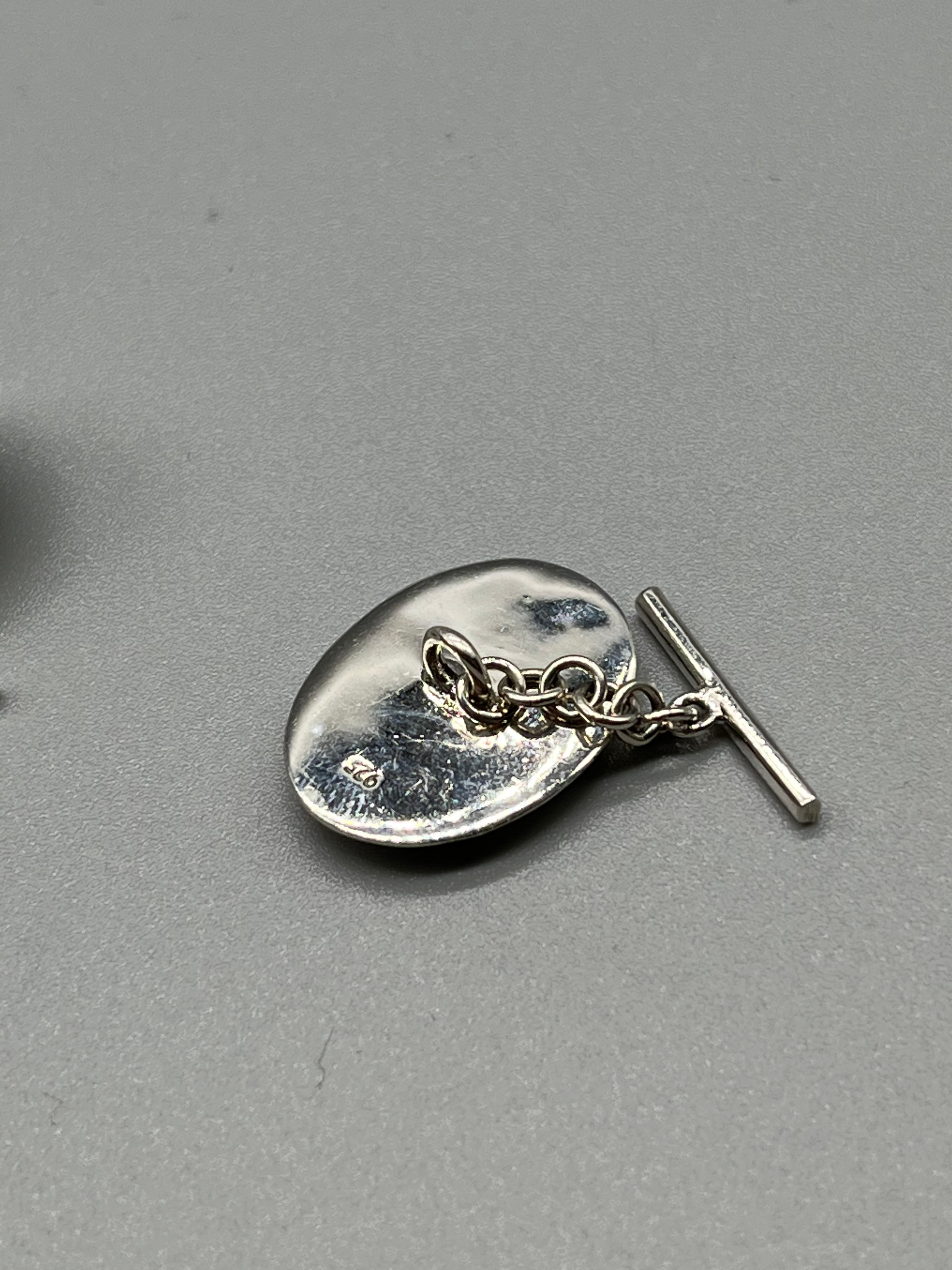 A Pair of silver and enamel golfing cufflinks. - Image 3 of 3