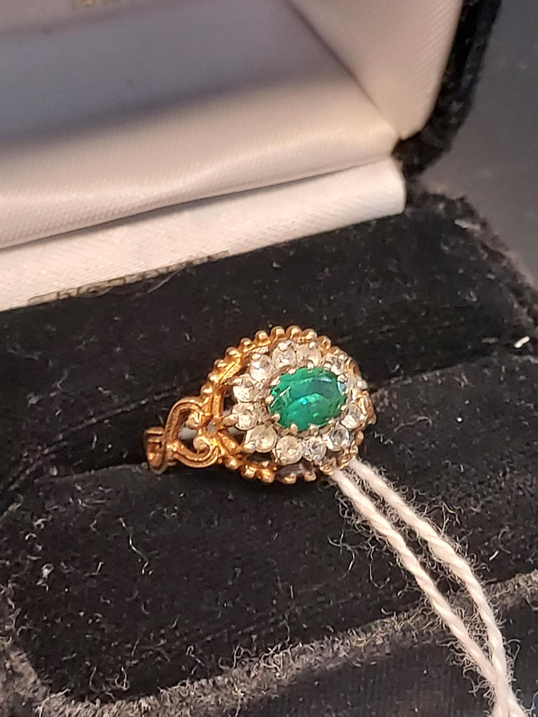 A Sheffield 9ct yellow gold ring set with a single green spinel surrounded by white spinel - Image 2 of 2