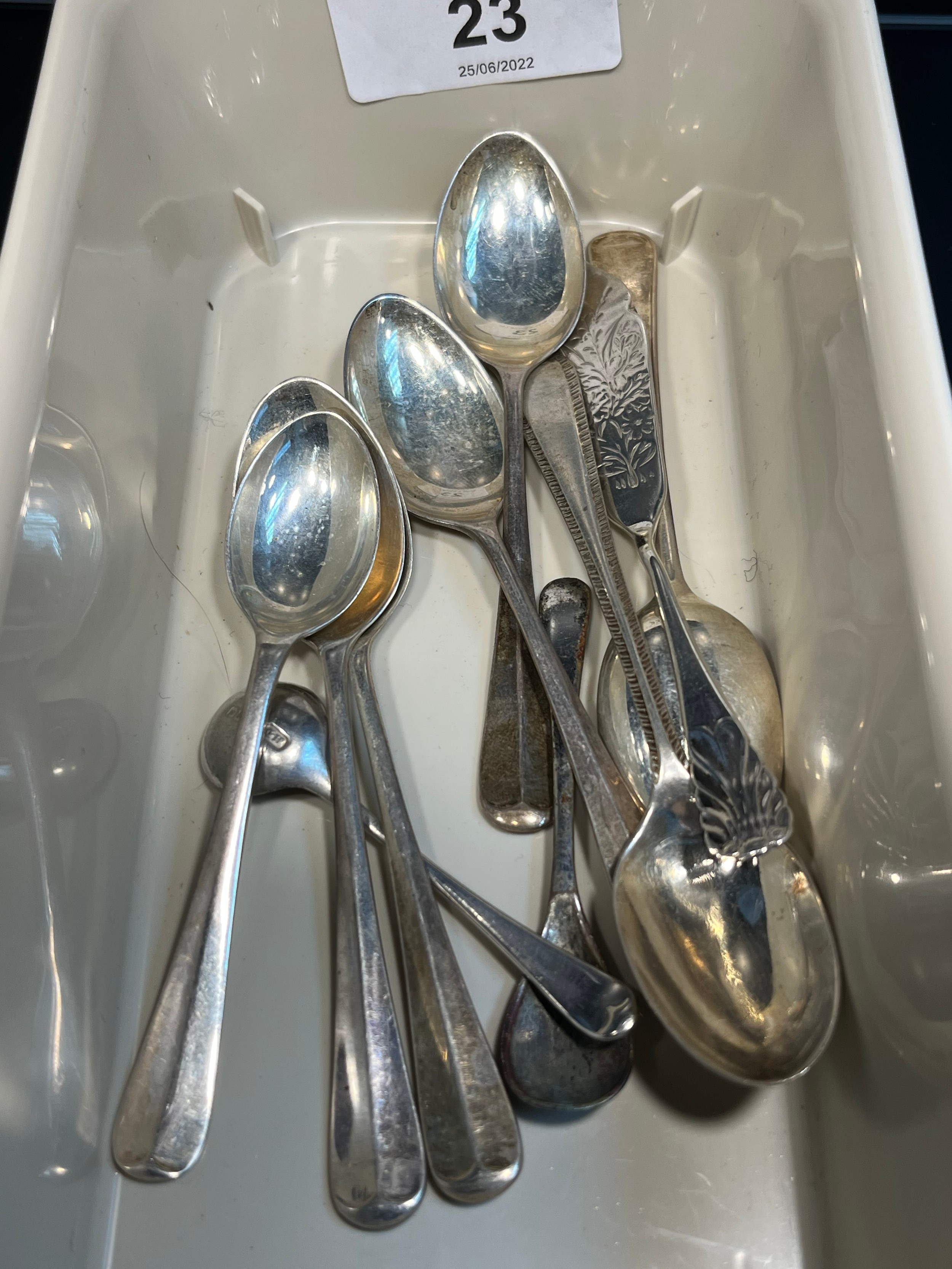 A Selection of silver hallmarked flatware [87.01grams]