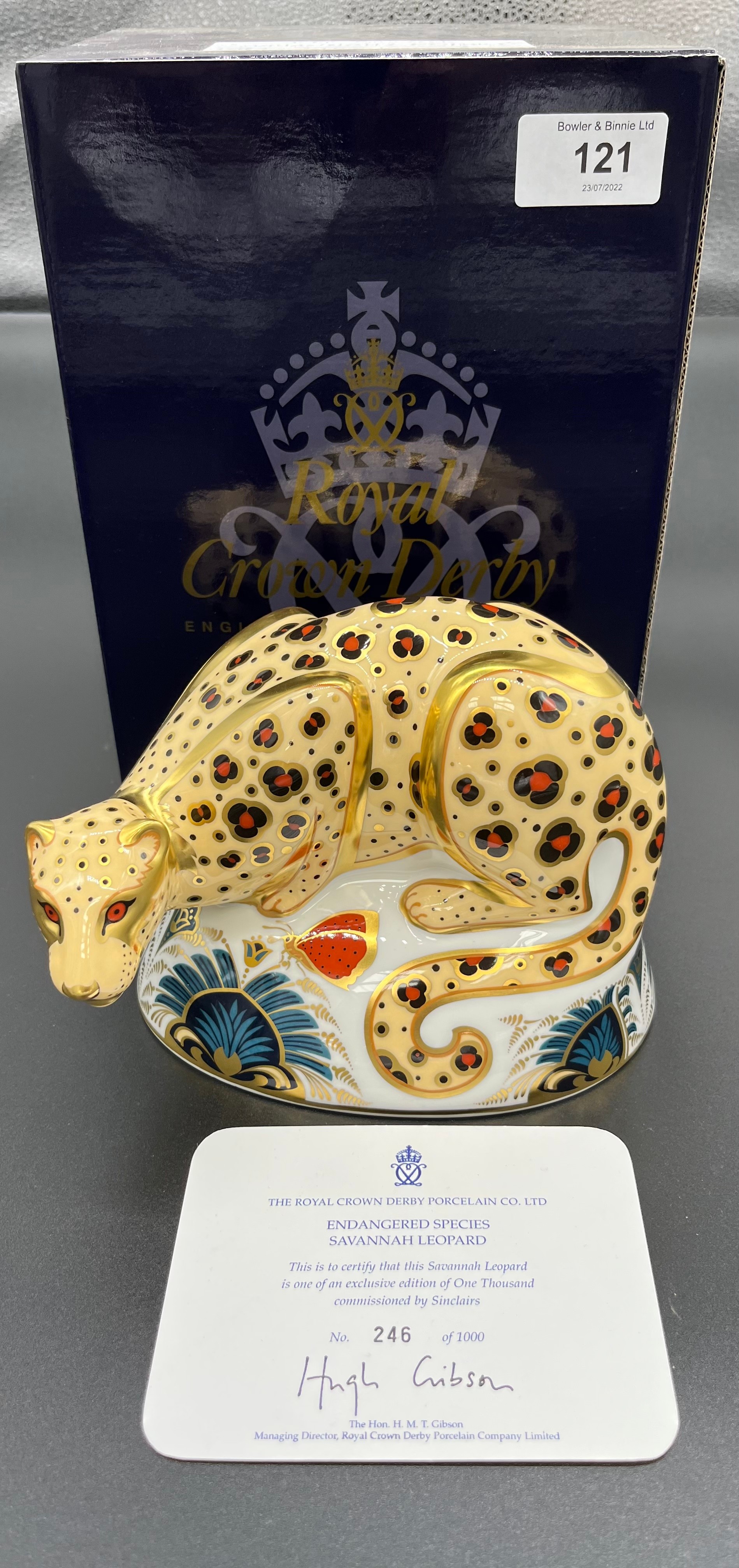 Royal Crown Derby paperweight 'Endangered Species Savannah Leopard' Limited edition 246 of 1000.