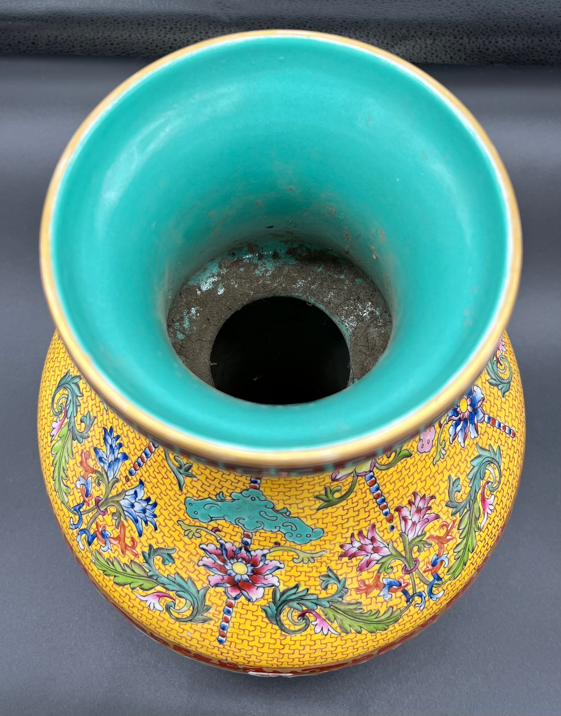 A Chinese Qianlong era marked vase. Yellow ground and pierced blue ground, Four panels depicting - Image 10 of 18
