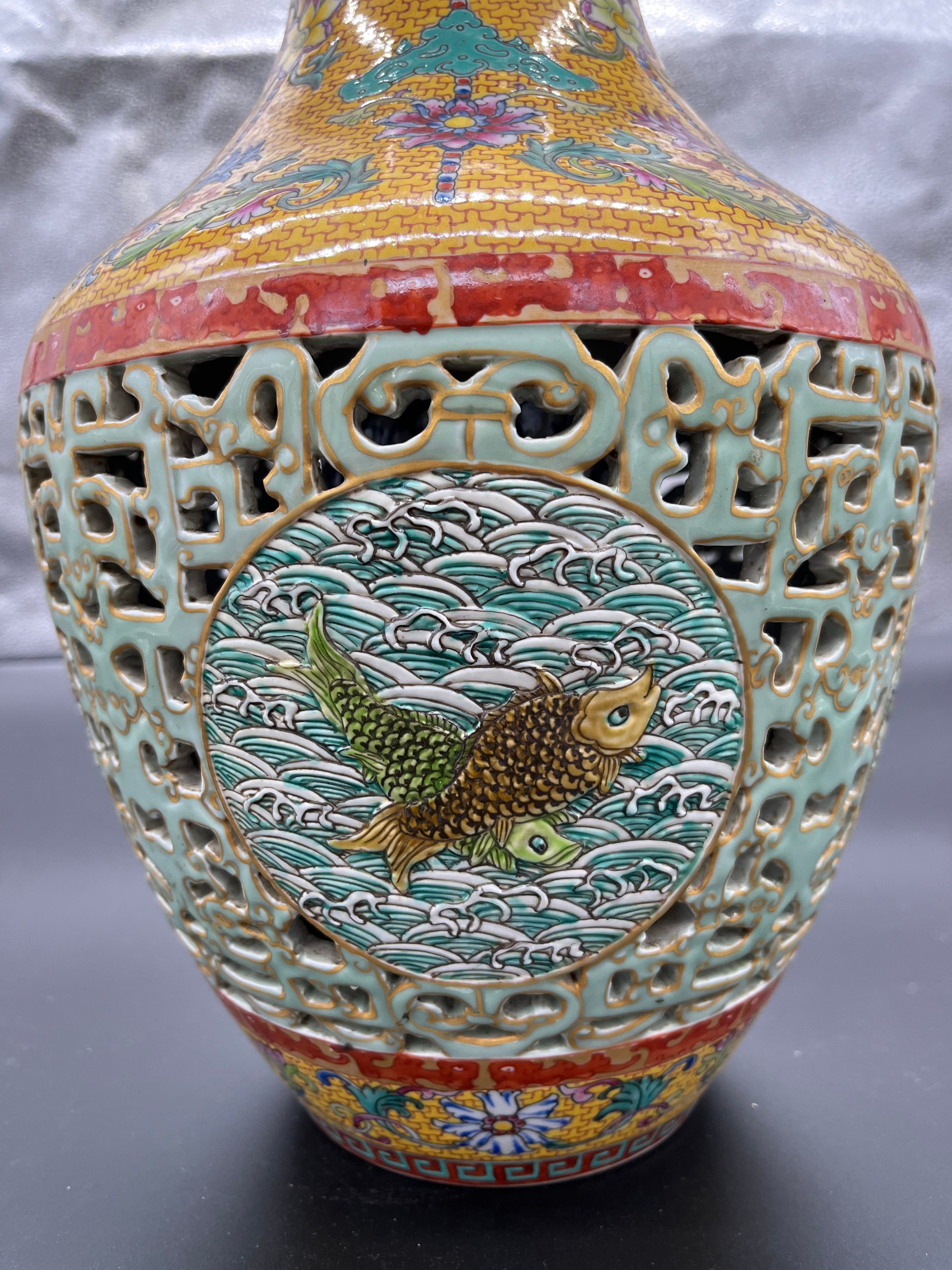 A Chinese Qianlong era marked vase. Yellow ground and pierced blue ground, Four panels depicting - Image 5 of 18