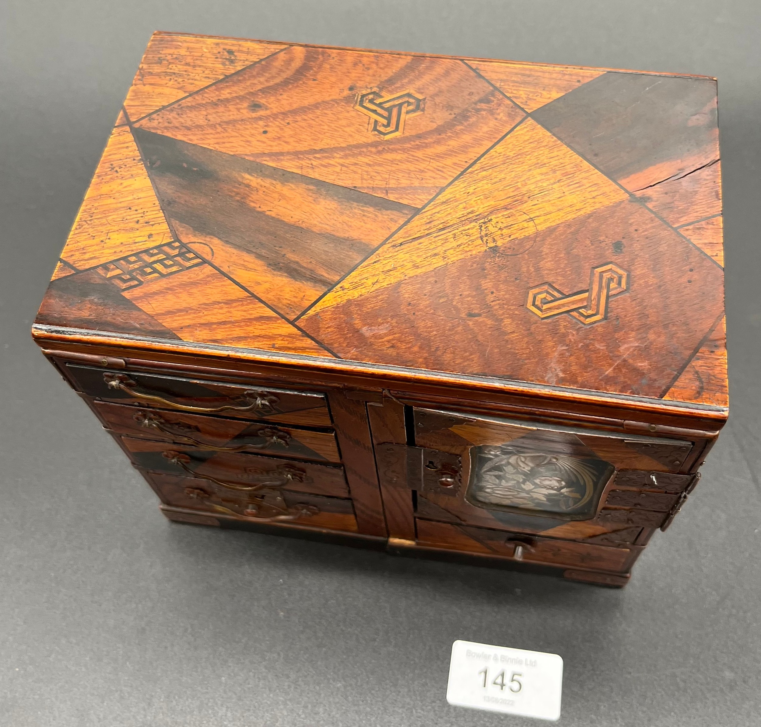 Antique Japanese Meiji period table top miniature cabinet. [14.5x17.5x11.5cm] [Will Post] - Image 2 of 5