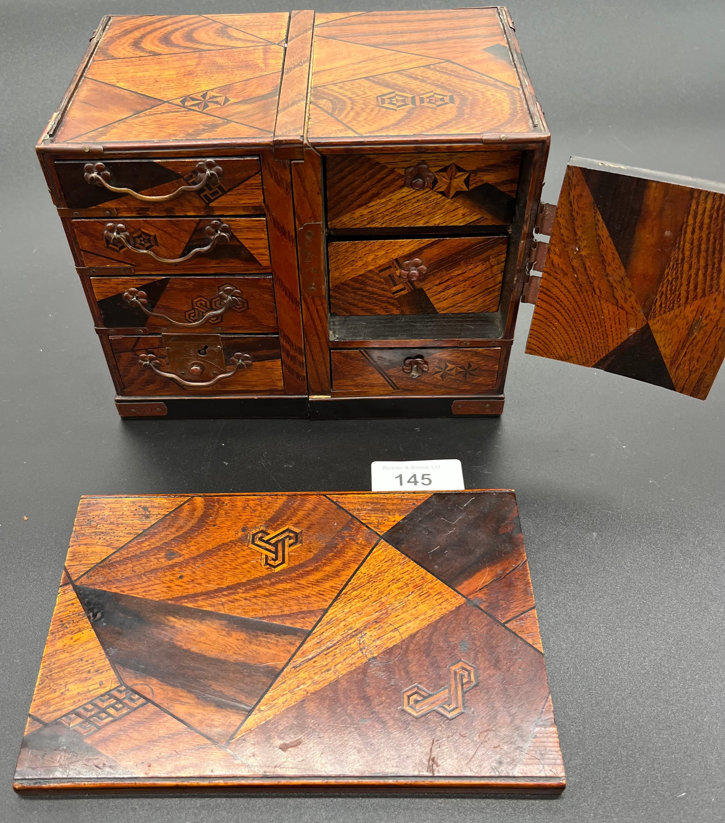 Antique Japanese Meiji period table top miniature cabinet. [14.5x17.5x11.5cm] [Will Post] - Image 5 of 5