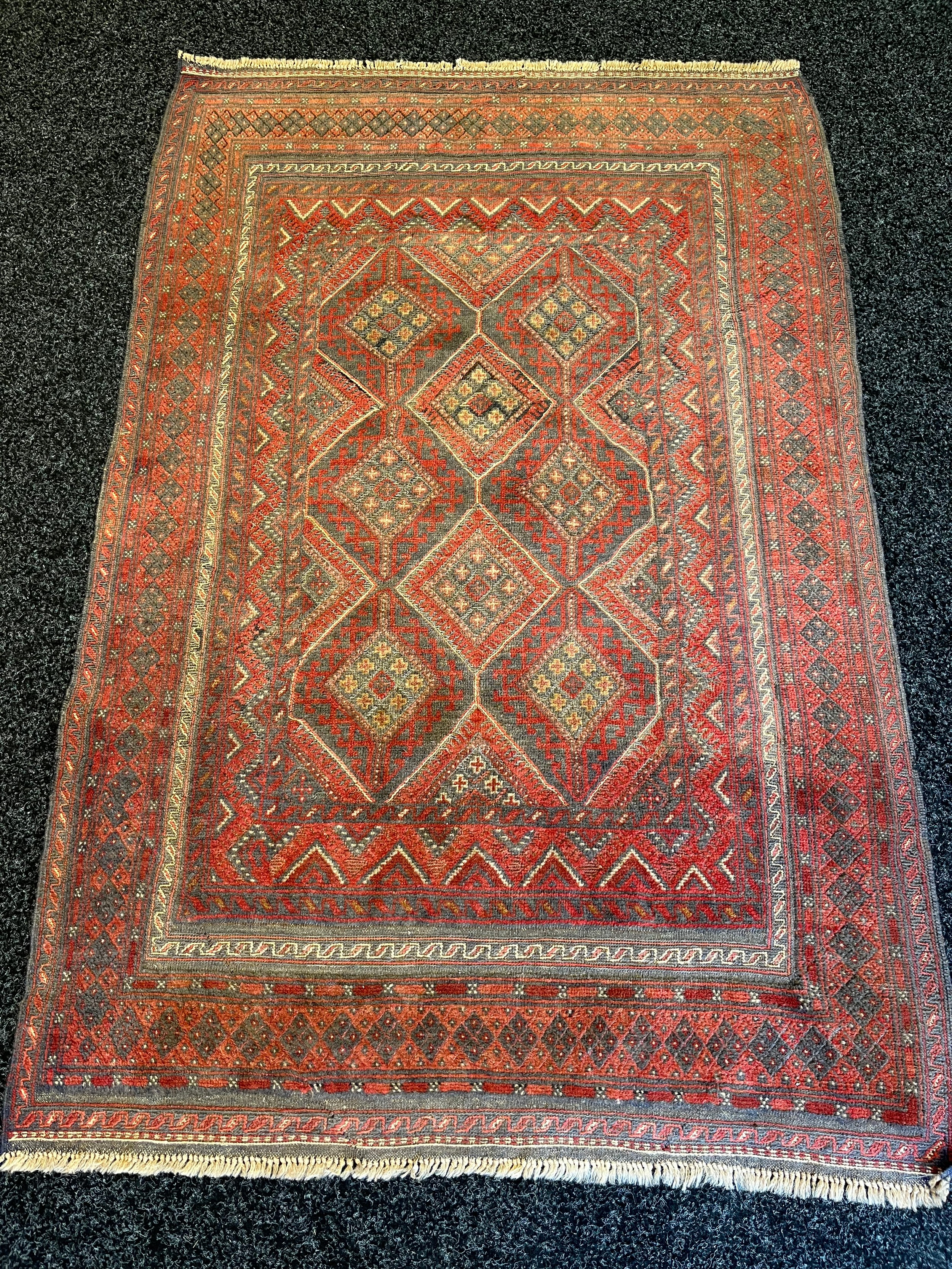 Antique handmade kilm rug, comes with certificate of authenticity [194x121cm]