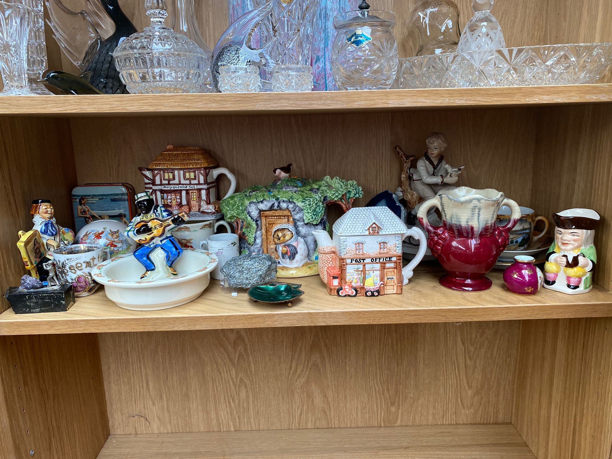 2 shelf of collectables includes art glass etc . - Image 2 of 3