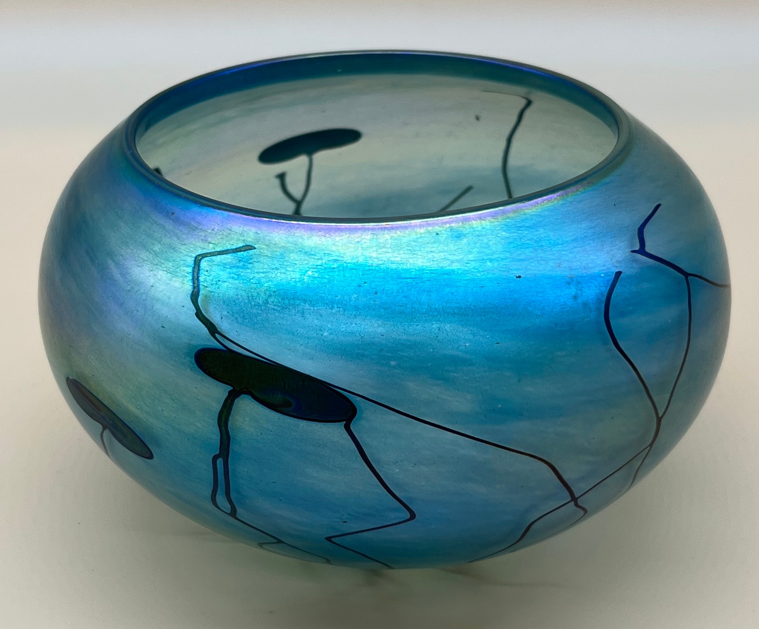 J Ditchfield Art glass 'Glasform 681' bulbous preserve dish. Dated 1983. [10cm high, 16.5cm in