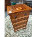 Small Light wood 4 drawer chest