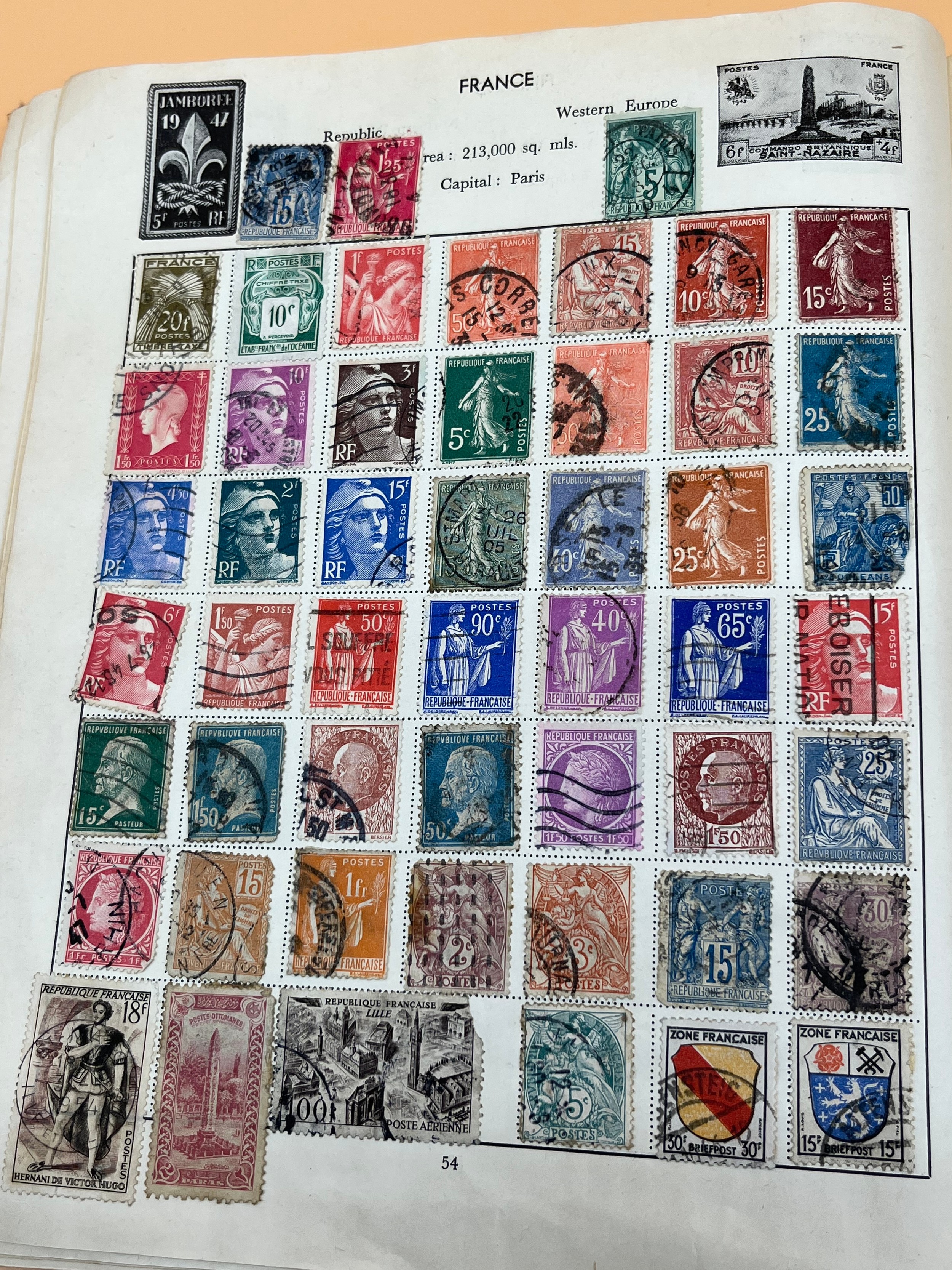 Vintage stamp album containing a collection of world stamps - Image 12 of 22