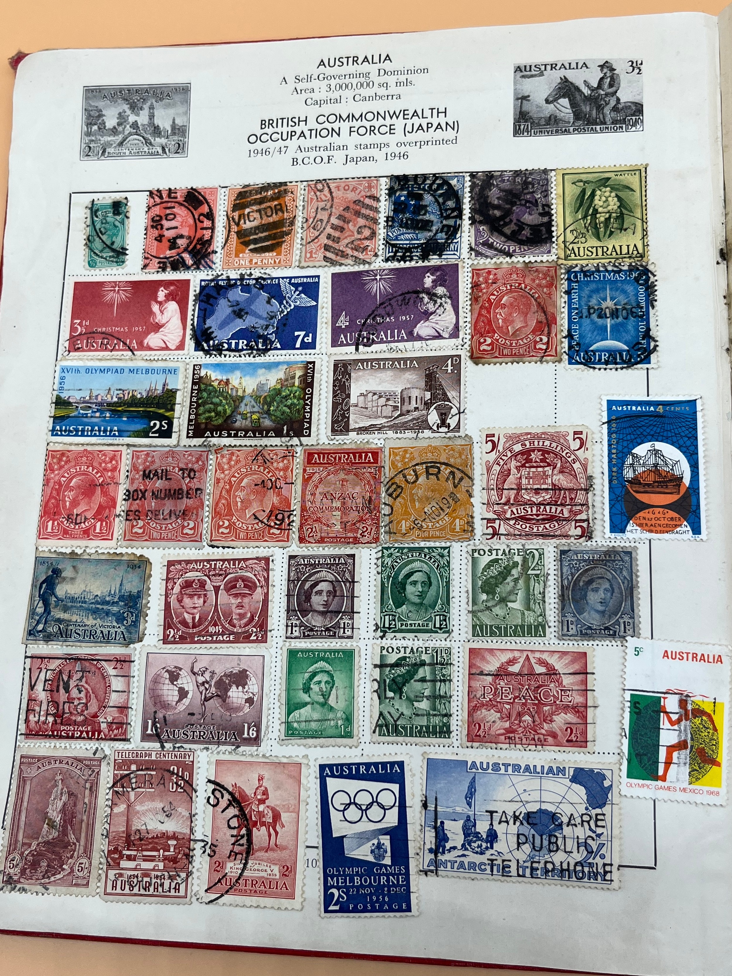 Vintage stamp album containing a collection of world stamps - Image 7 of 22