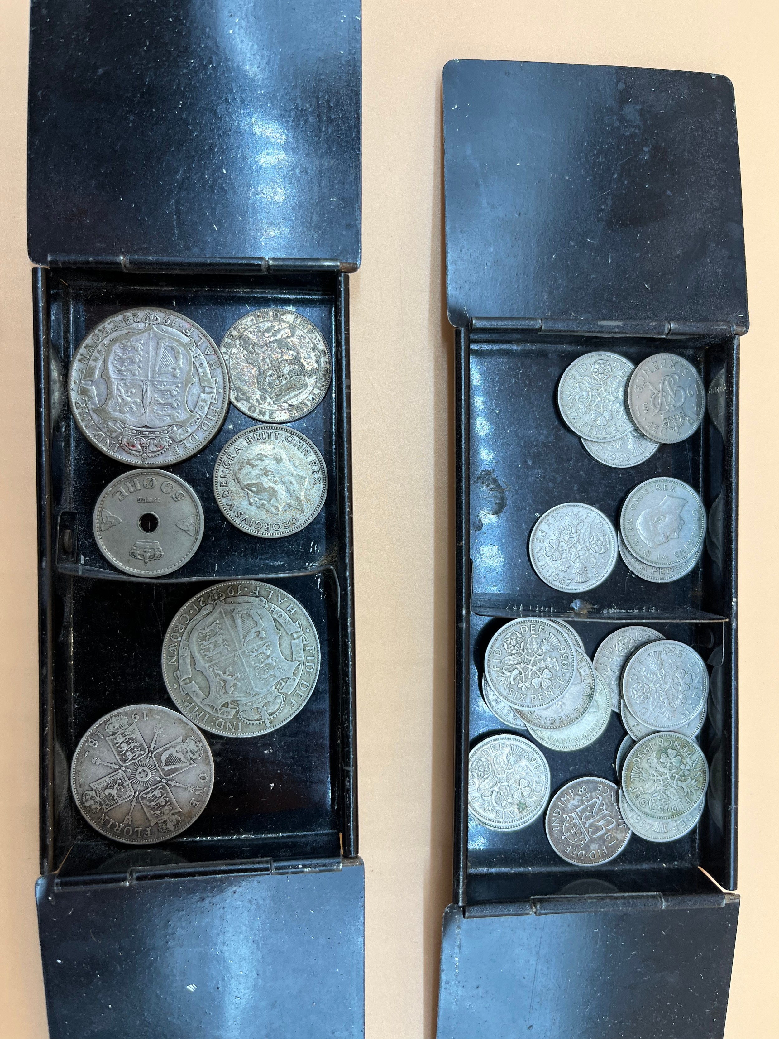 Collection of silver half-crowns together with six pence's [silver coinage- 209grams] - Bild 2 aus 2