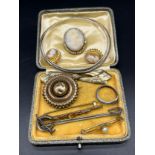 Selection of Victorian and Vintage jewellery to include Mourning brooch, Two silver bangles, 1919