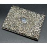 Birmingham silver heavy Embossed ladies purse. Produced by Henry Matthews. [91.69grams]