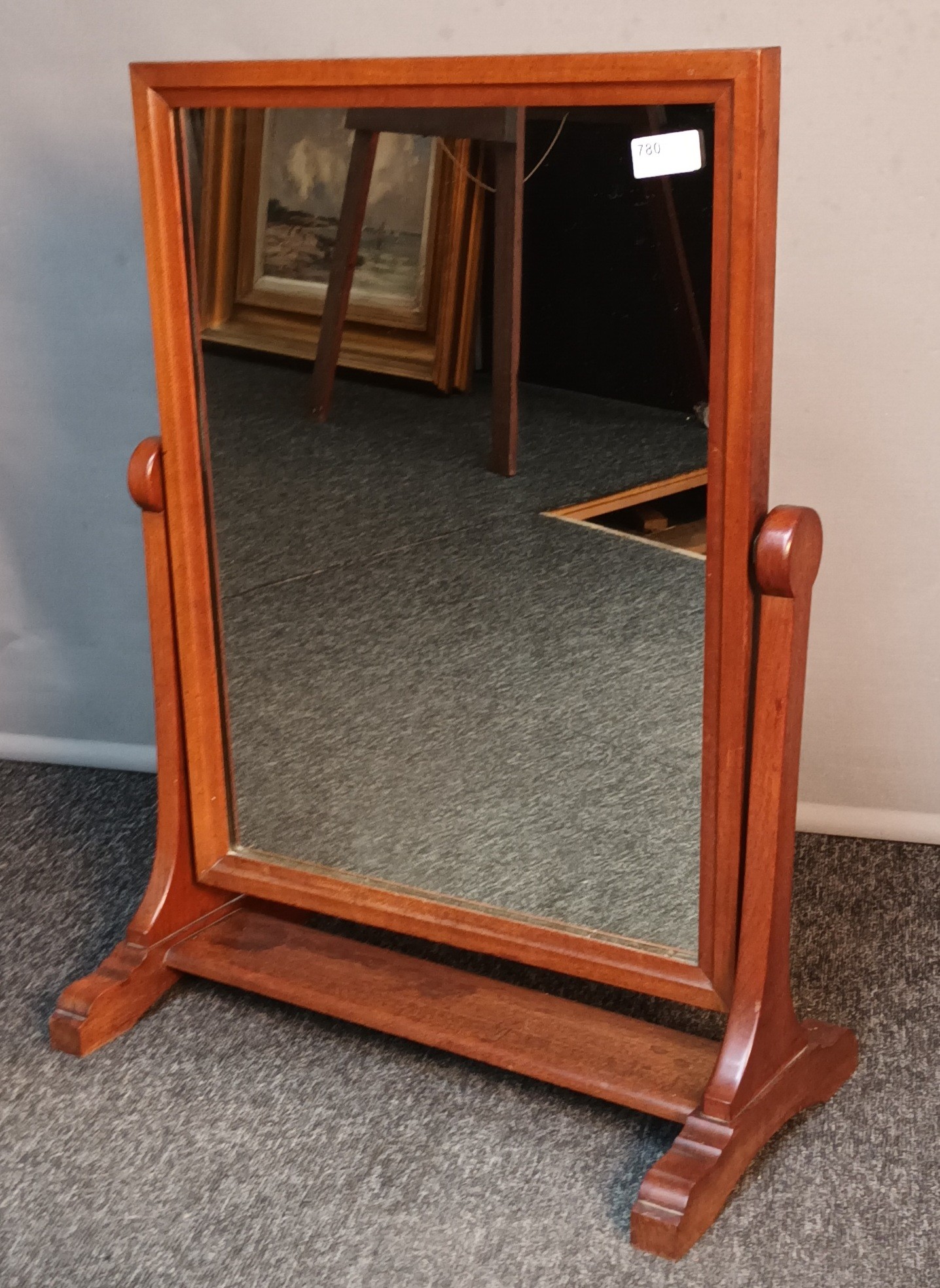 Antique style table top dressing mirror. [70x45cm]