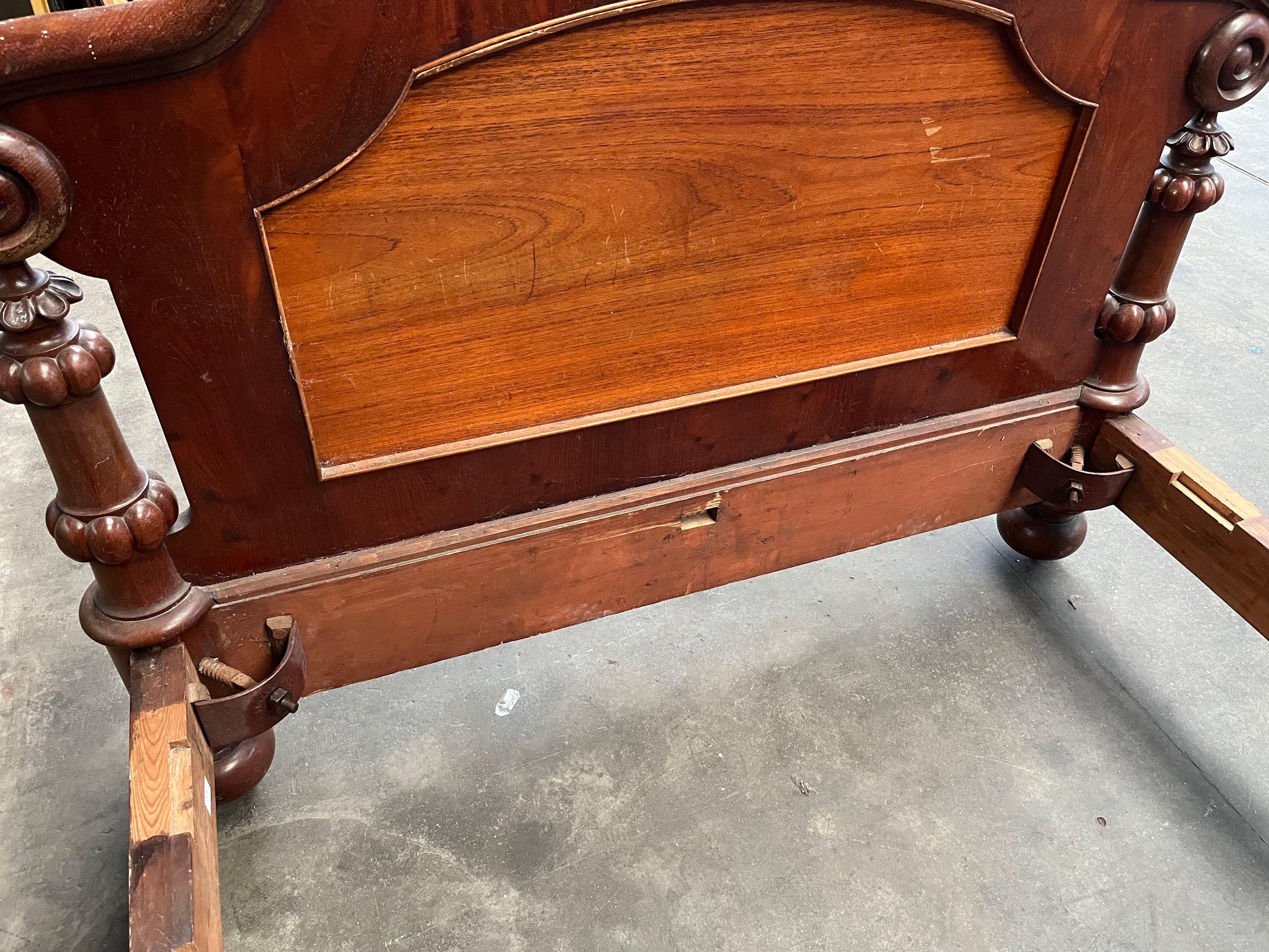 Victorian mahogany Half Tester bed frame. [218x218x146cm] - Image 4 of 5