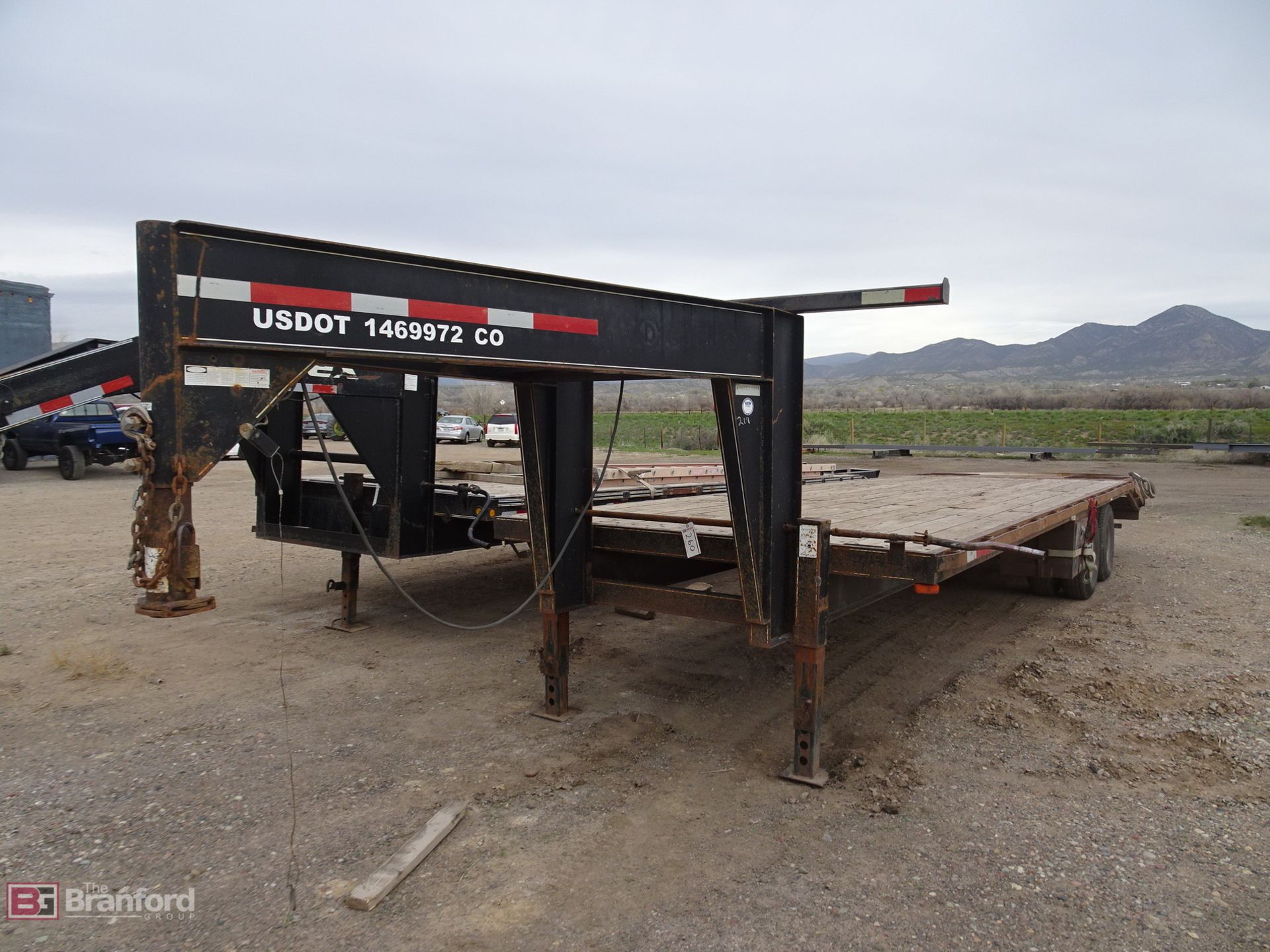 2005 Circle D 24'x6' Gooseneck Trailer - Image 2 of 9