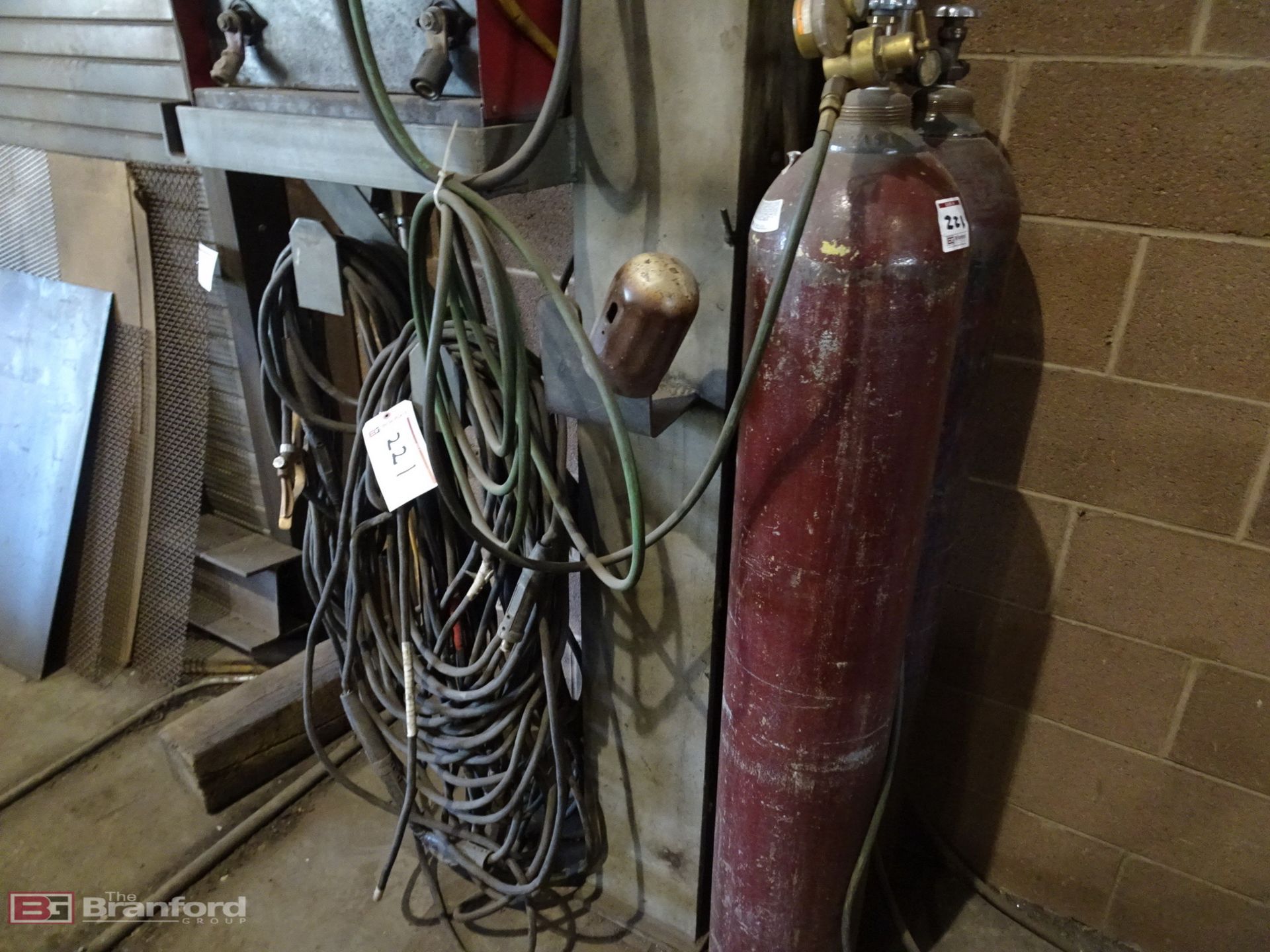(2) Canisters of Compressed Gas; Welding Cable