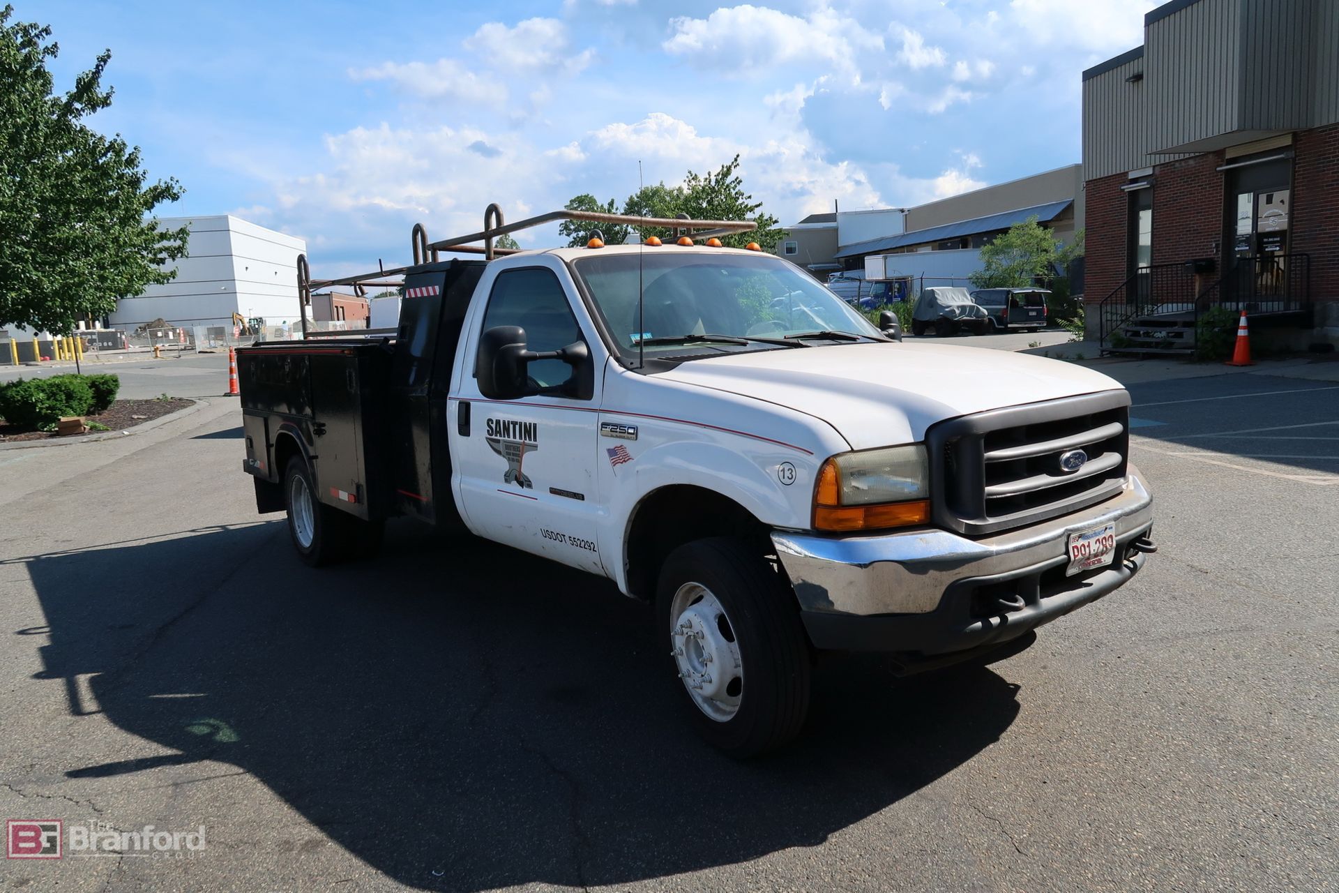 Ford F450XL Super Duty Utility Truck - Image 2 of 14