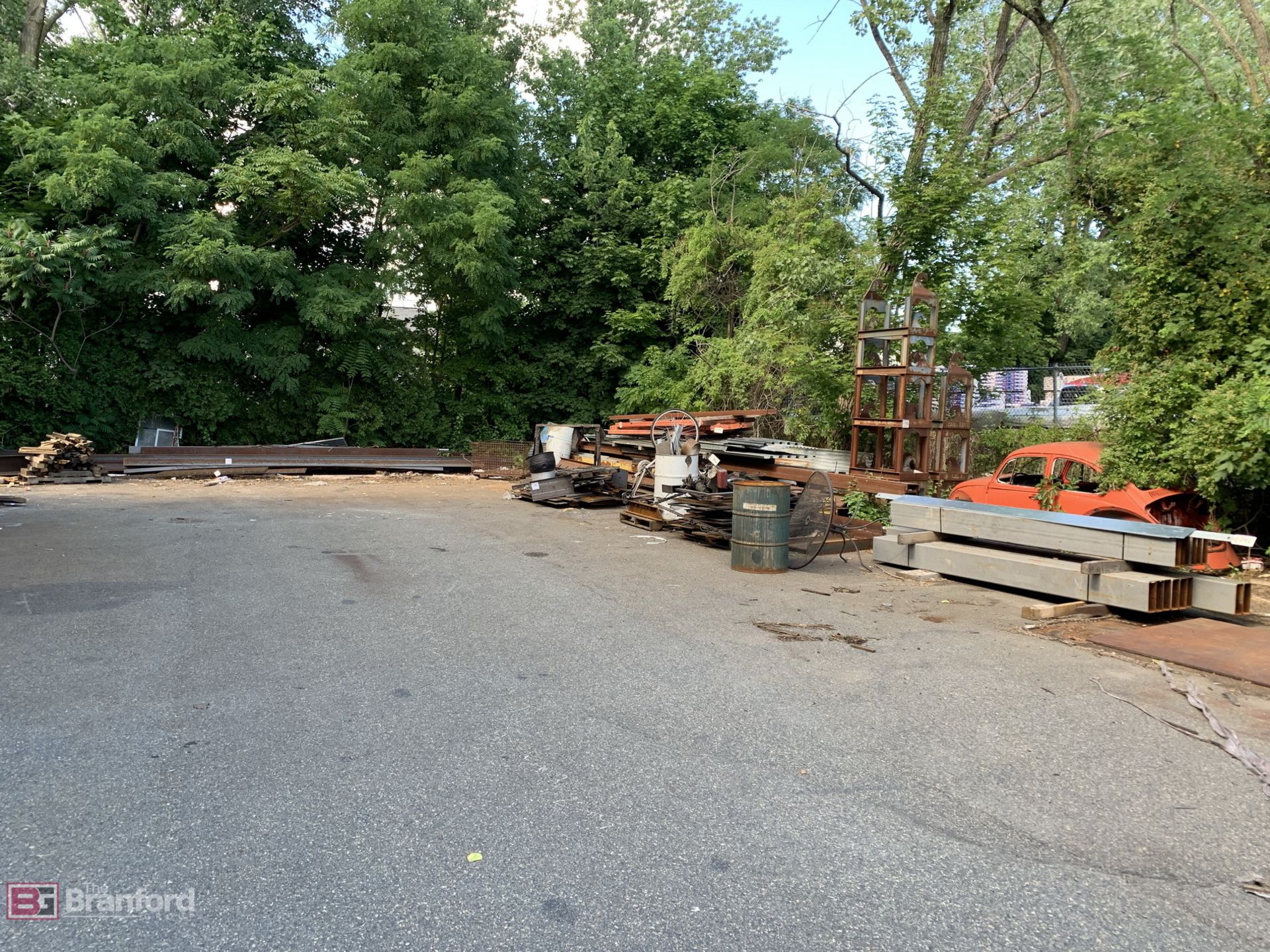 Large Lot of Scrap Metal - Located Outside