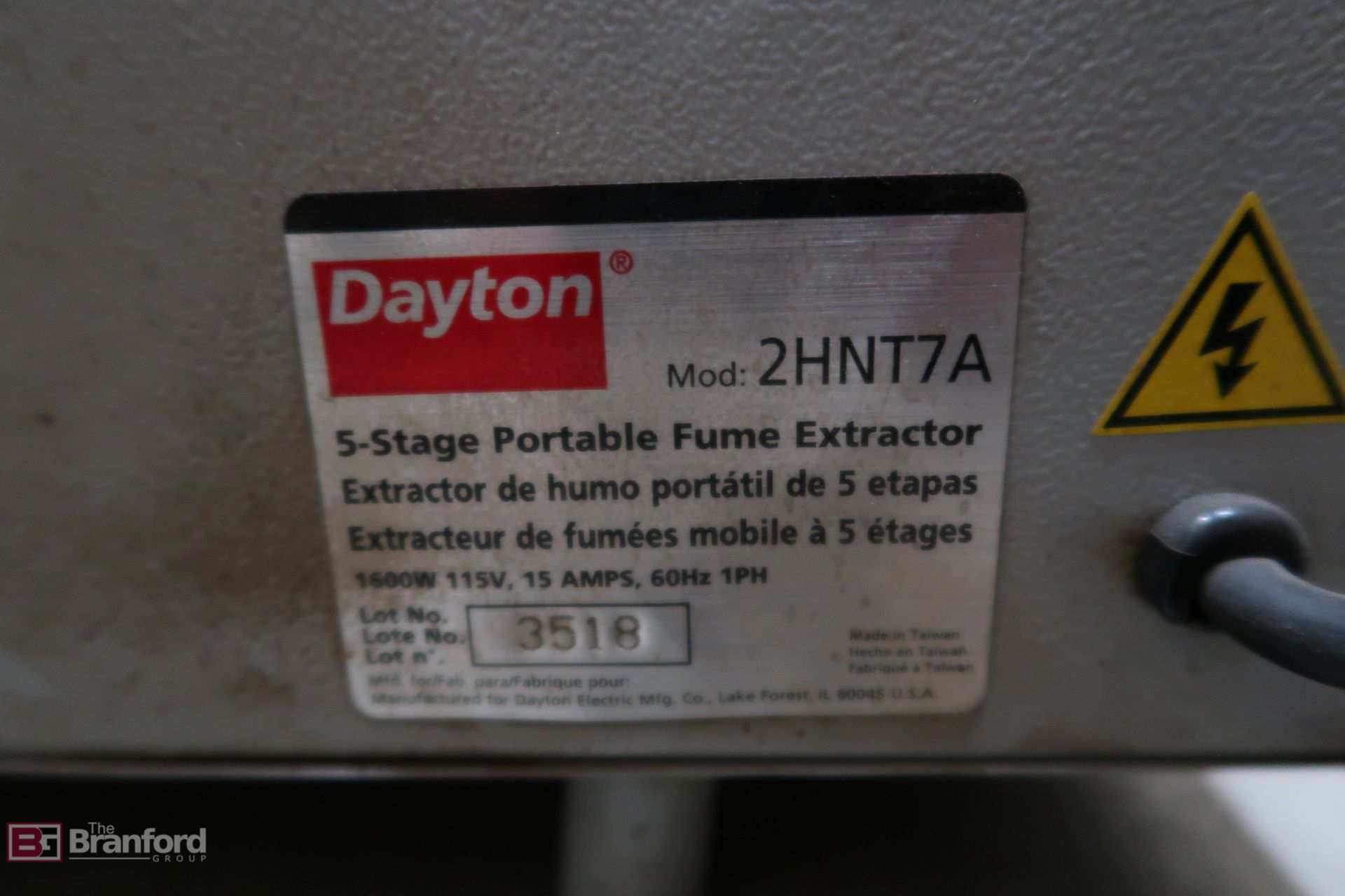 Dayton 2HNT7A 5-Stage Portable Fume Extractor - Image 2 of 2