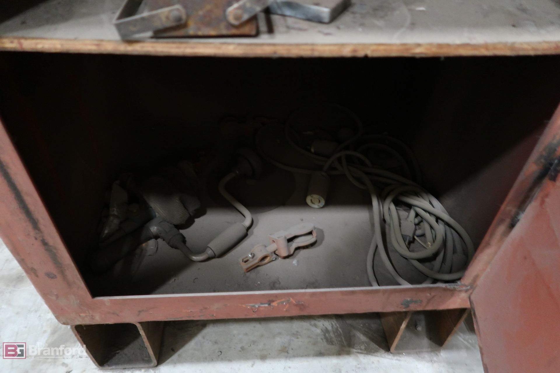 Steel Cabinet with Contents - Image 6 of 6