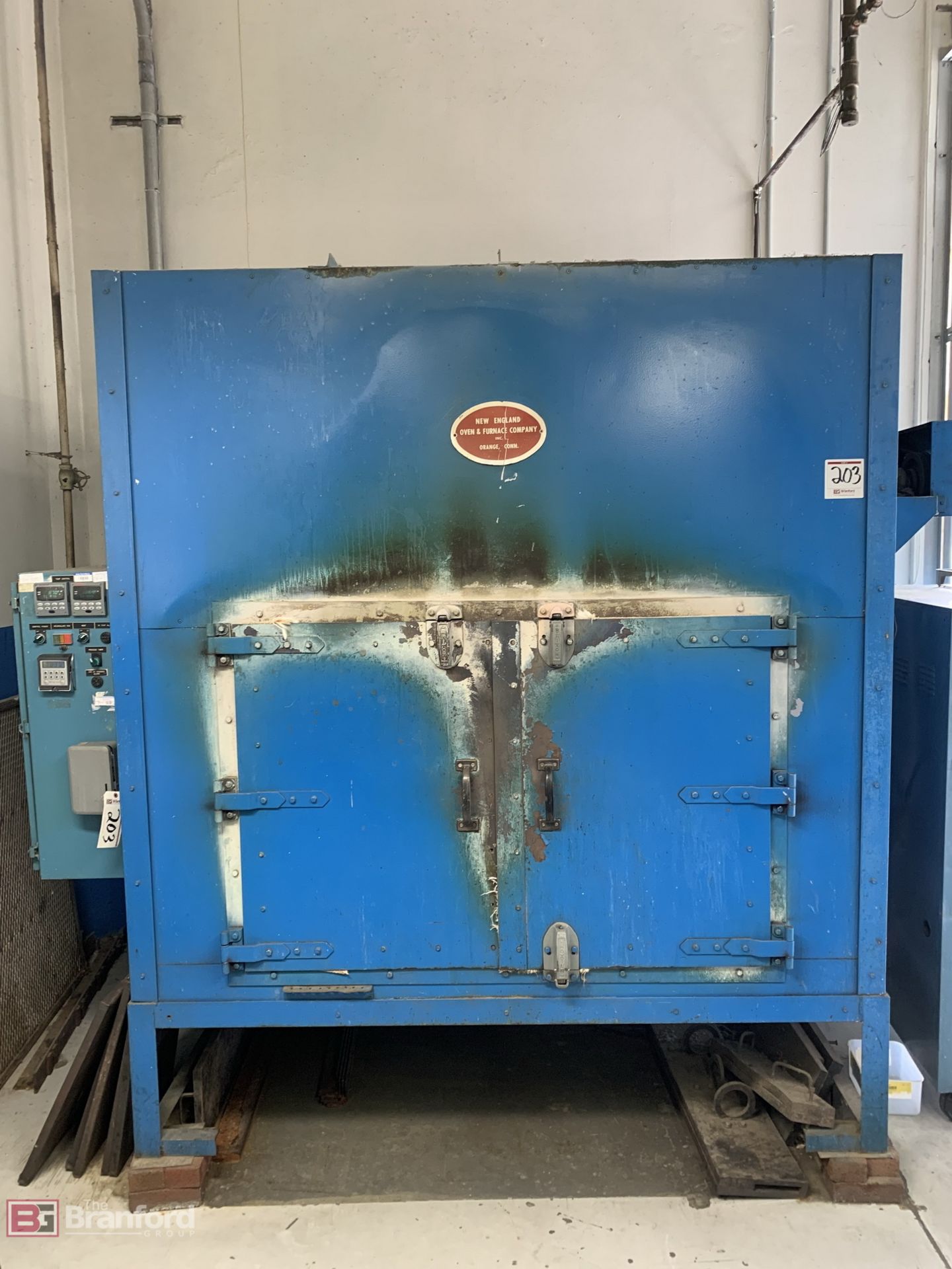 New England Oven & Furnace Co Heat Treating Oven