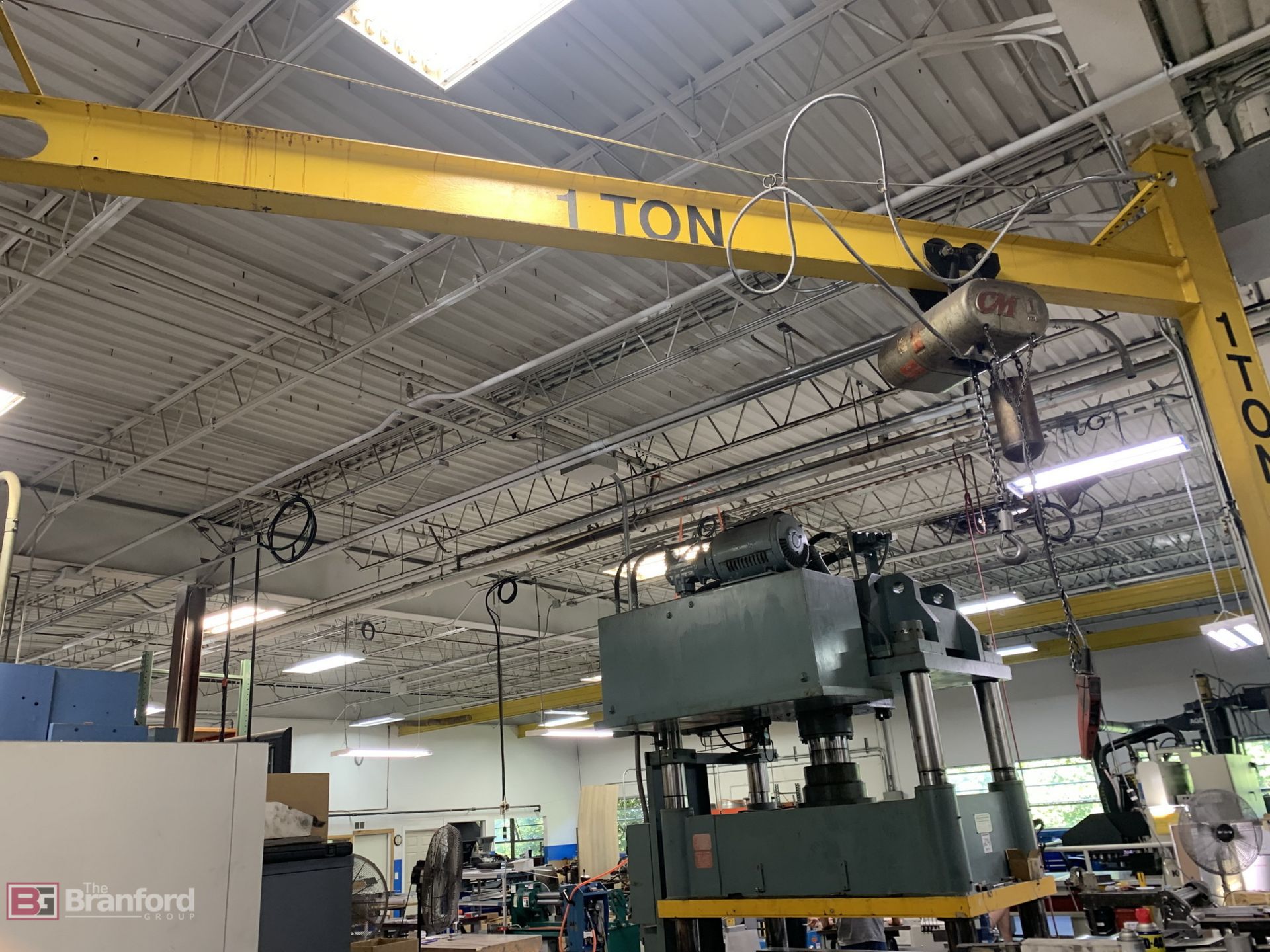 1-Ton Jib Crane - Image 2 of 3