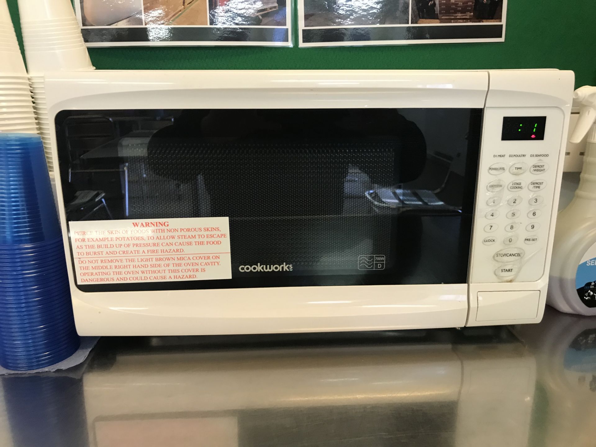 3 x Microwave Ovens - Image 9 of 9