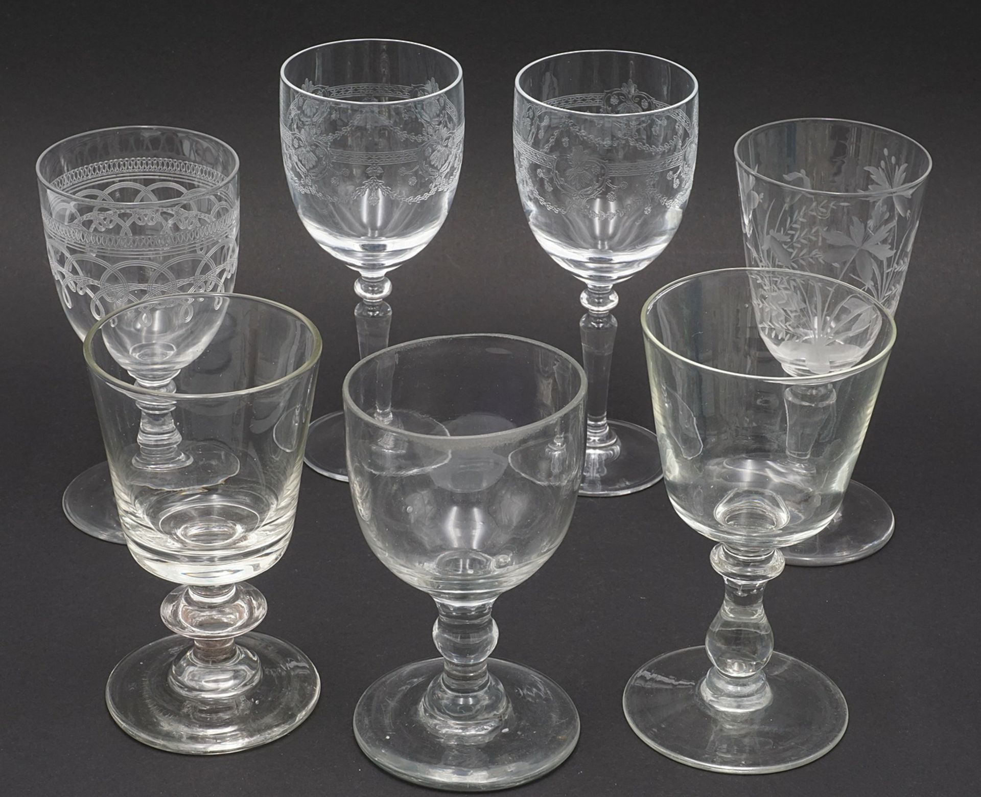 18 wine glasses, around 1900 - Image 2 of 4