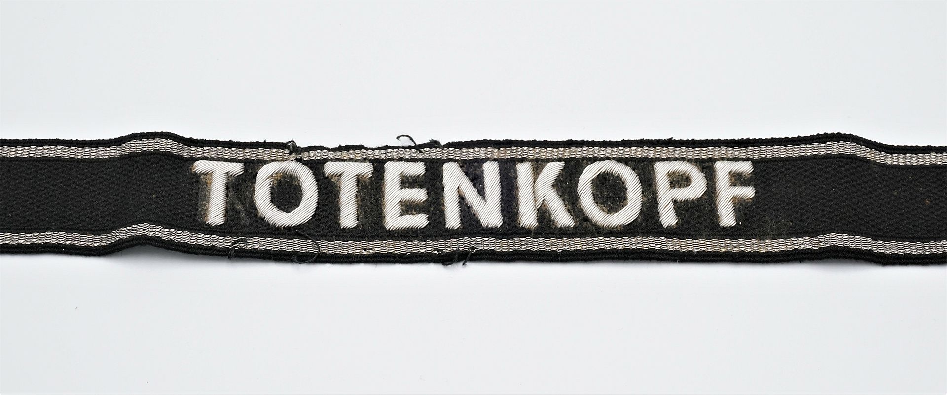 Ärmelband der SS-Division Totenkopf