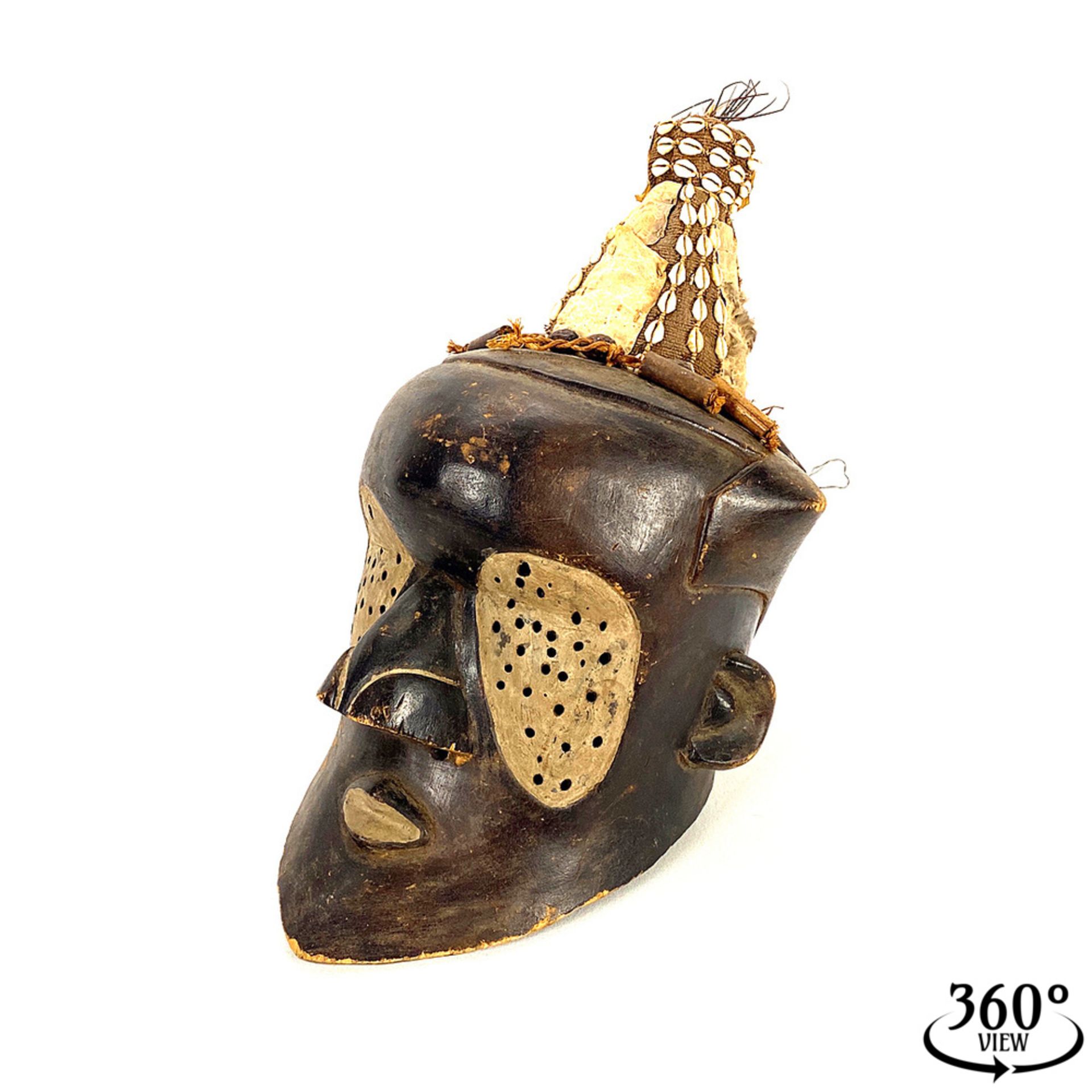 Bwoom mask with bell, Cuba, DR Congo