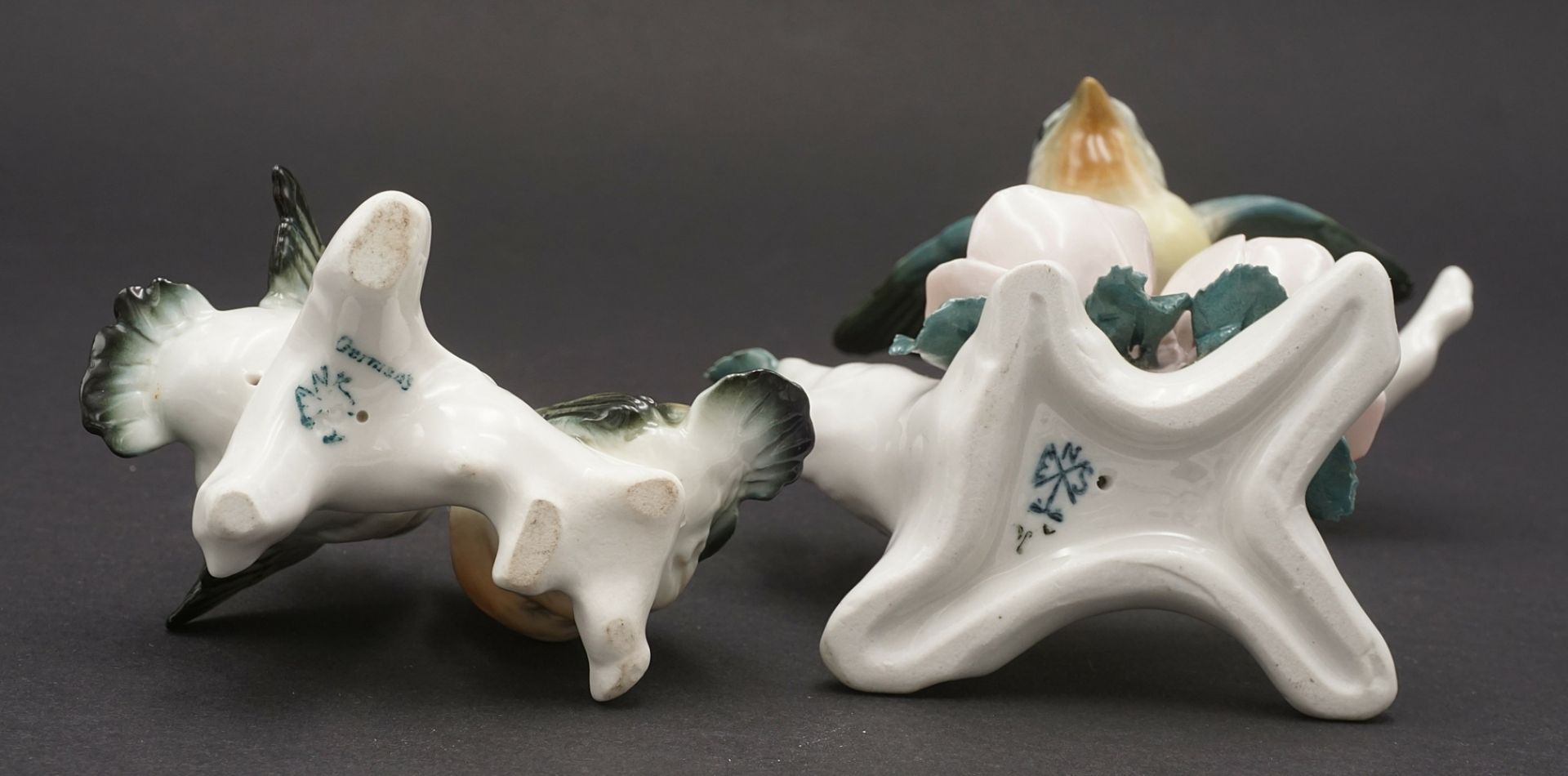 Two porcelain factory Karl Ens Volkstedt bird figures   - Image 7 of 8
