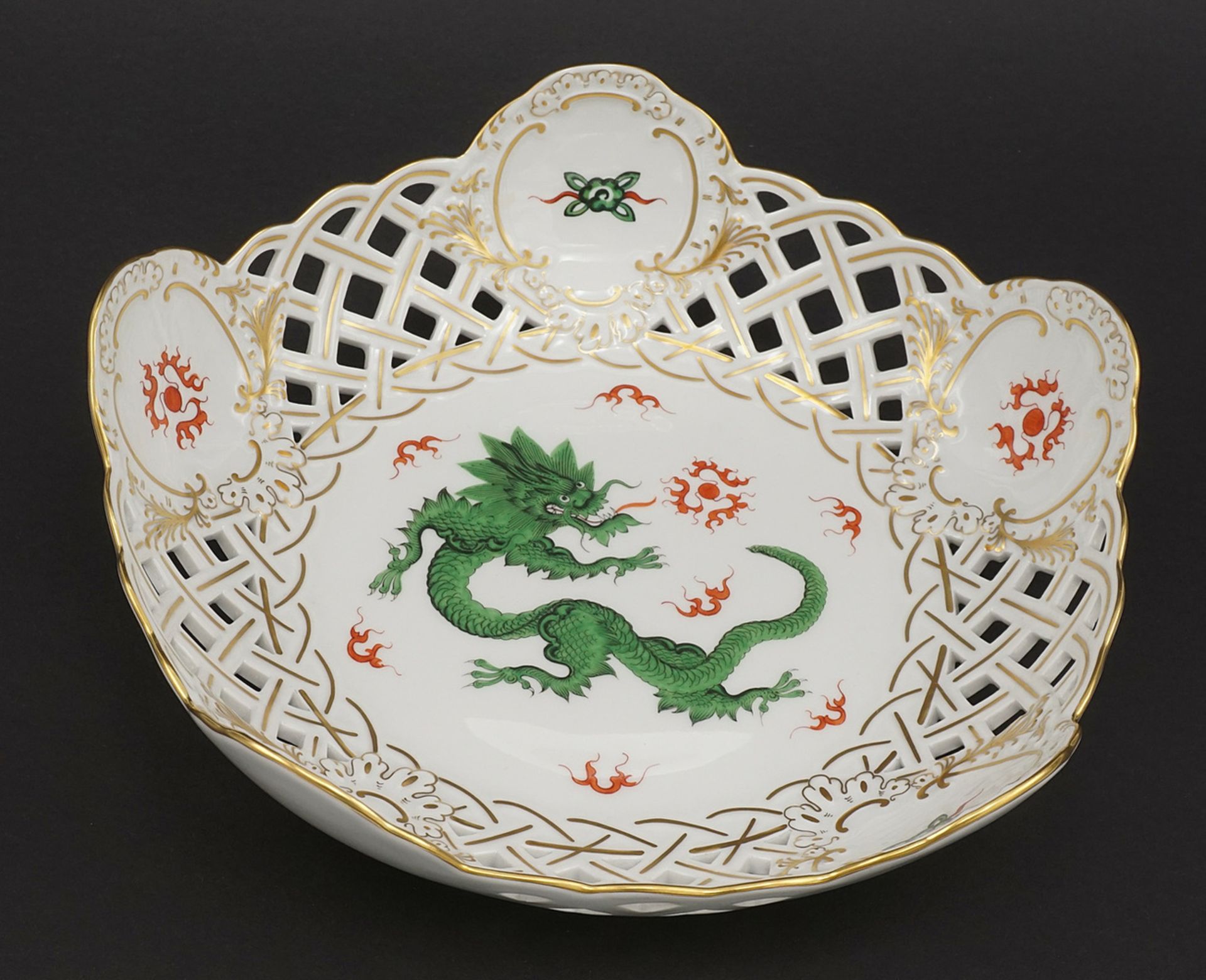 Meissen bowl with green Ming dragon