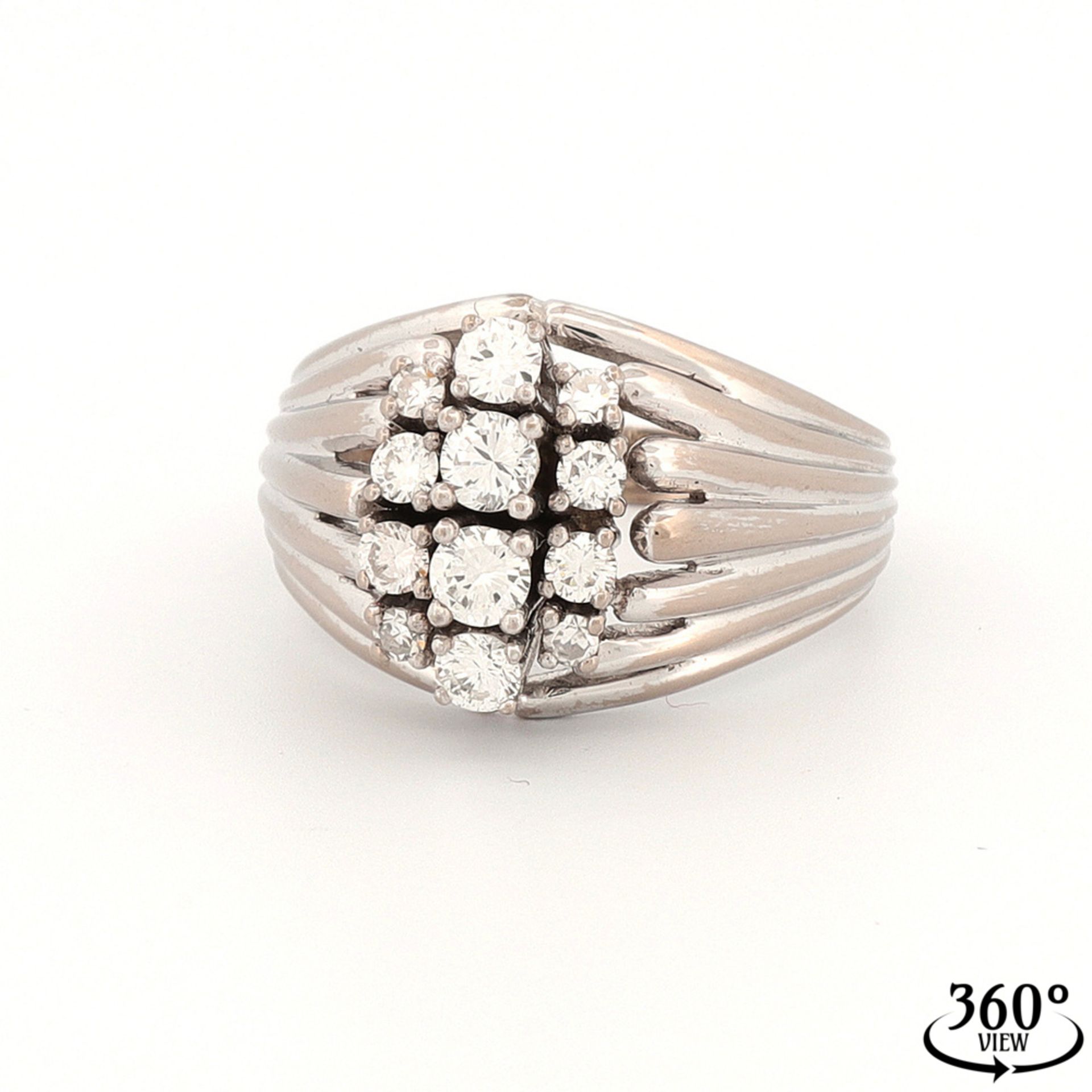 White gold ring with brilliants