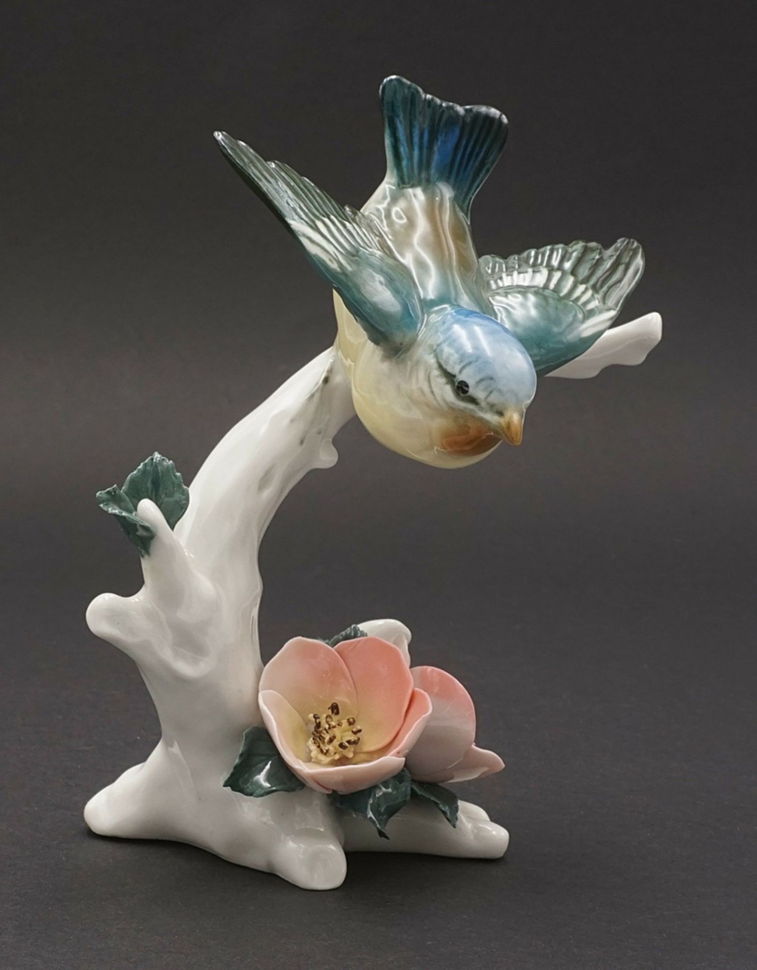 Two porcelain factory Karl Ens Volkstedt bird figures   - Image 4 of 8