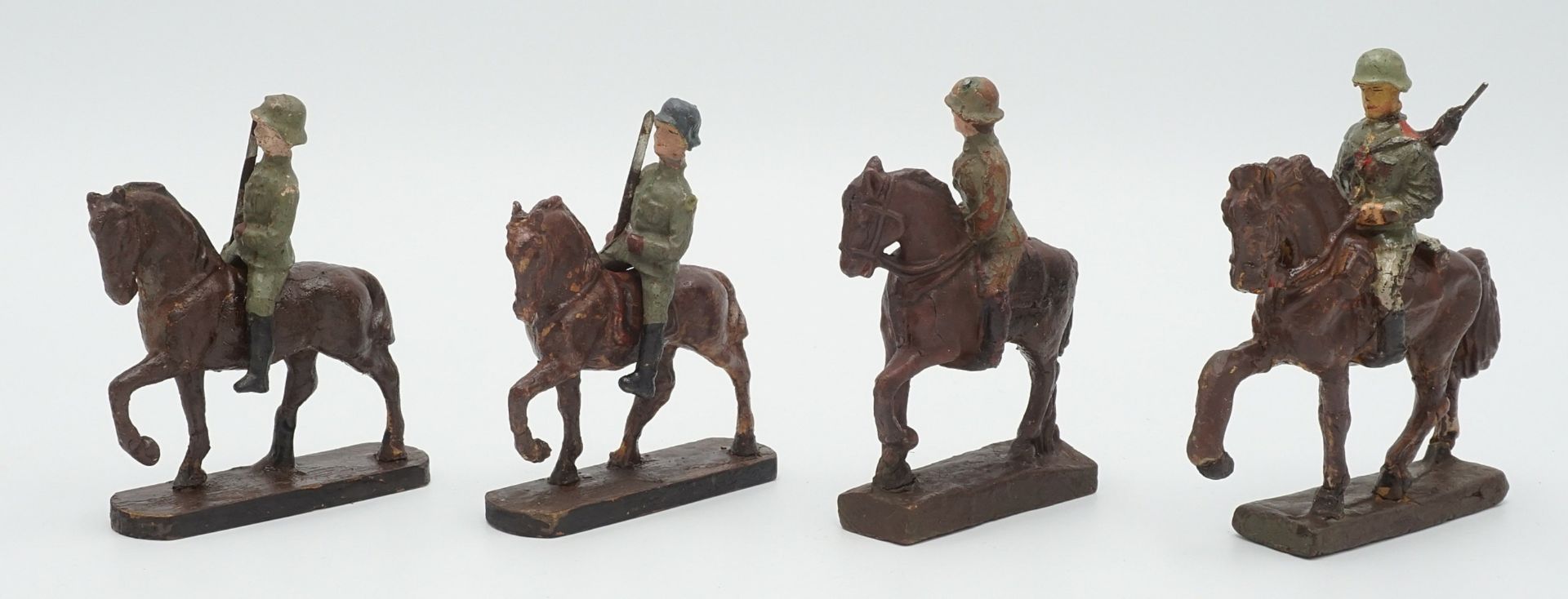 20 soldiers / mass figures - Image 2 of 5