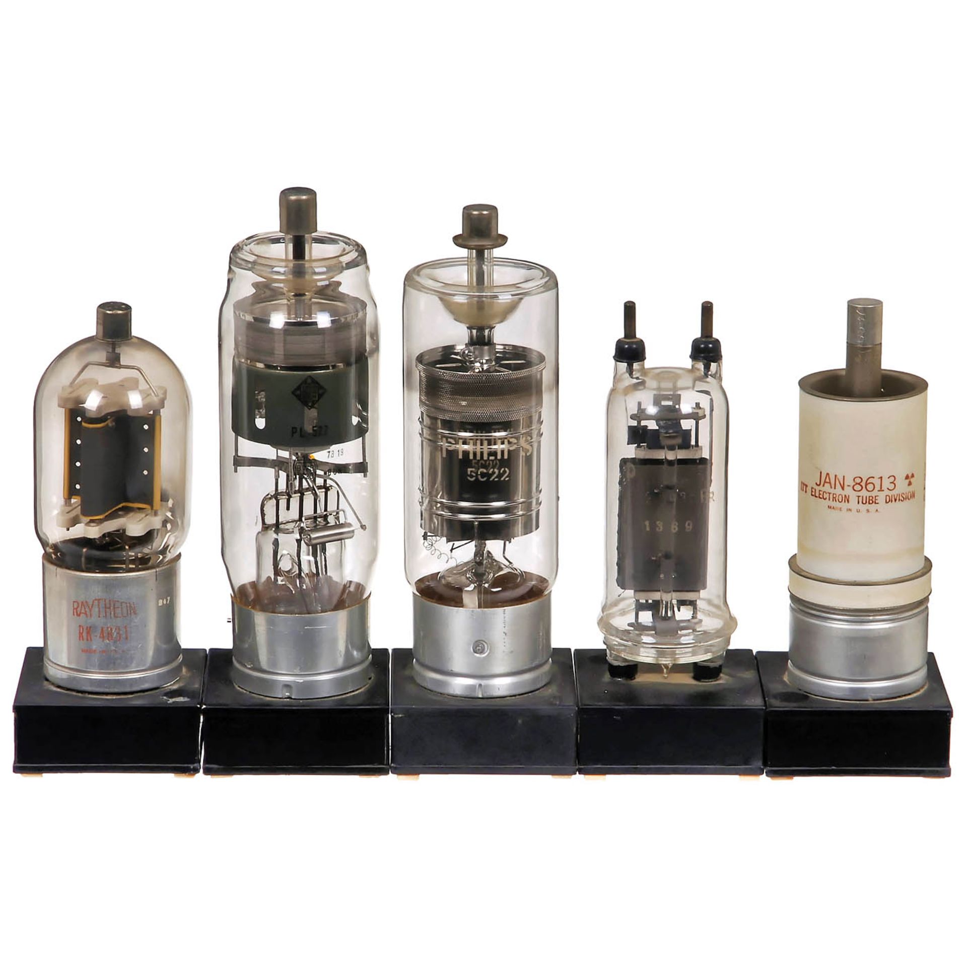 Ducretet Radio Receiver and Collection of Tubes on Display Bases - Bild 3 aus 7