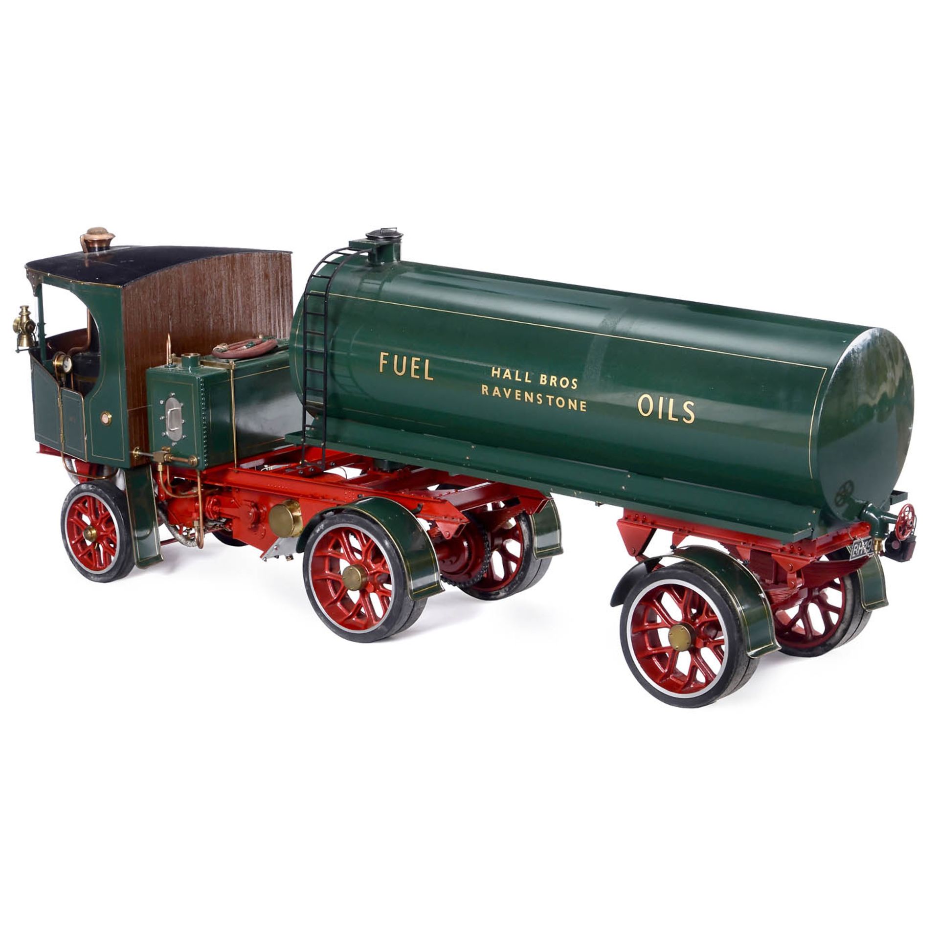 Two-Inch Scale Model of a Clayton Undertype No. 2 Steam Wagon with Trailer - Image 2 of 6