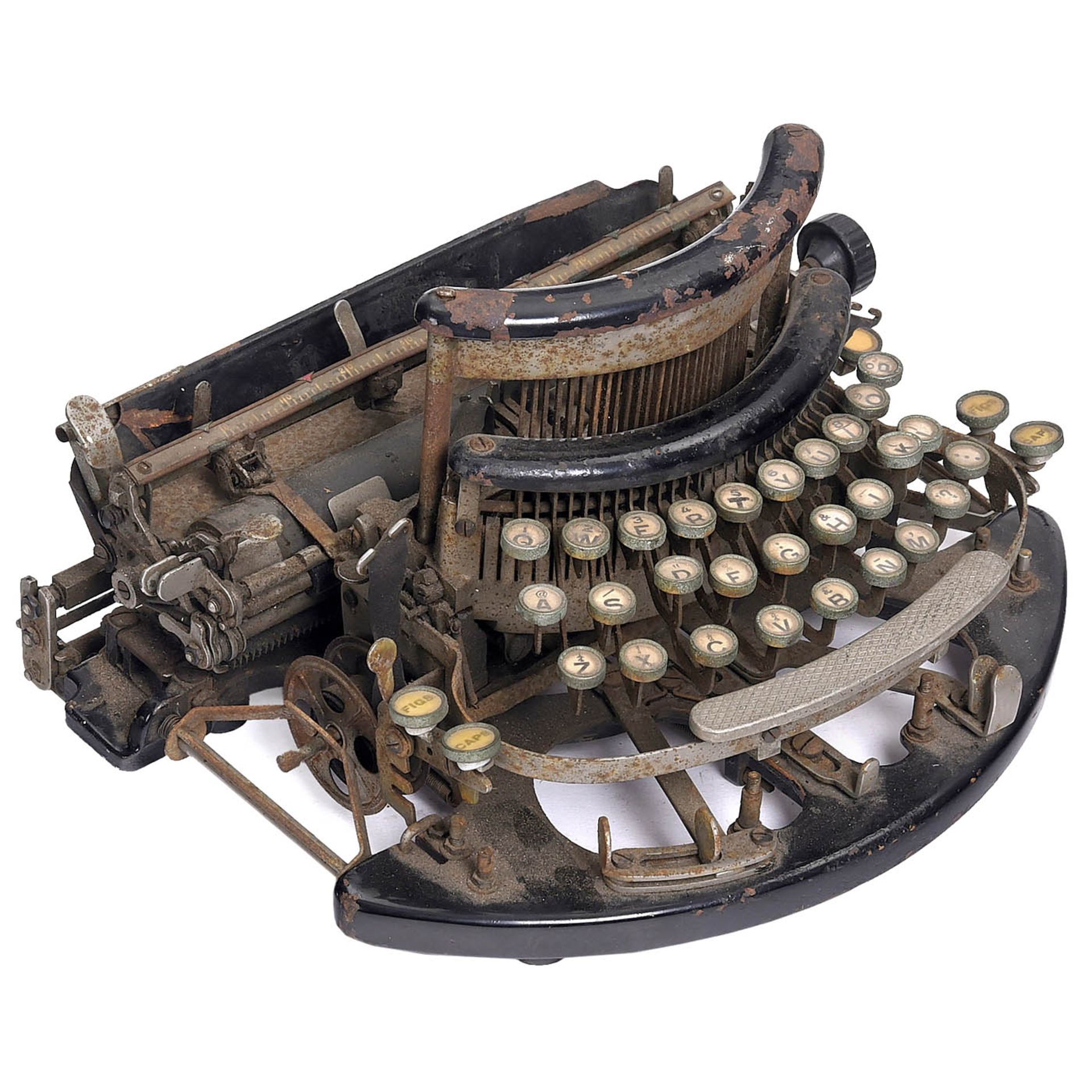 4 Typewriters for Restoration or for Spare Parts - Image 4 of 5