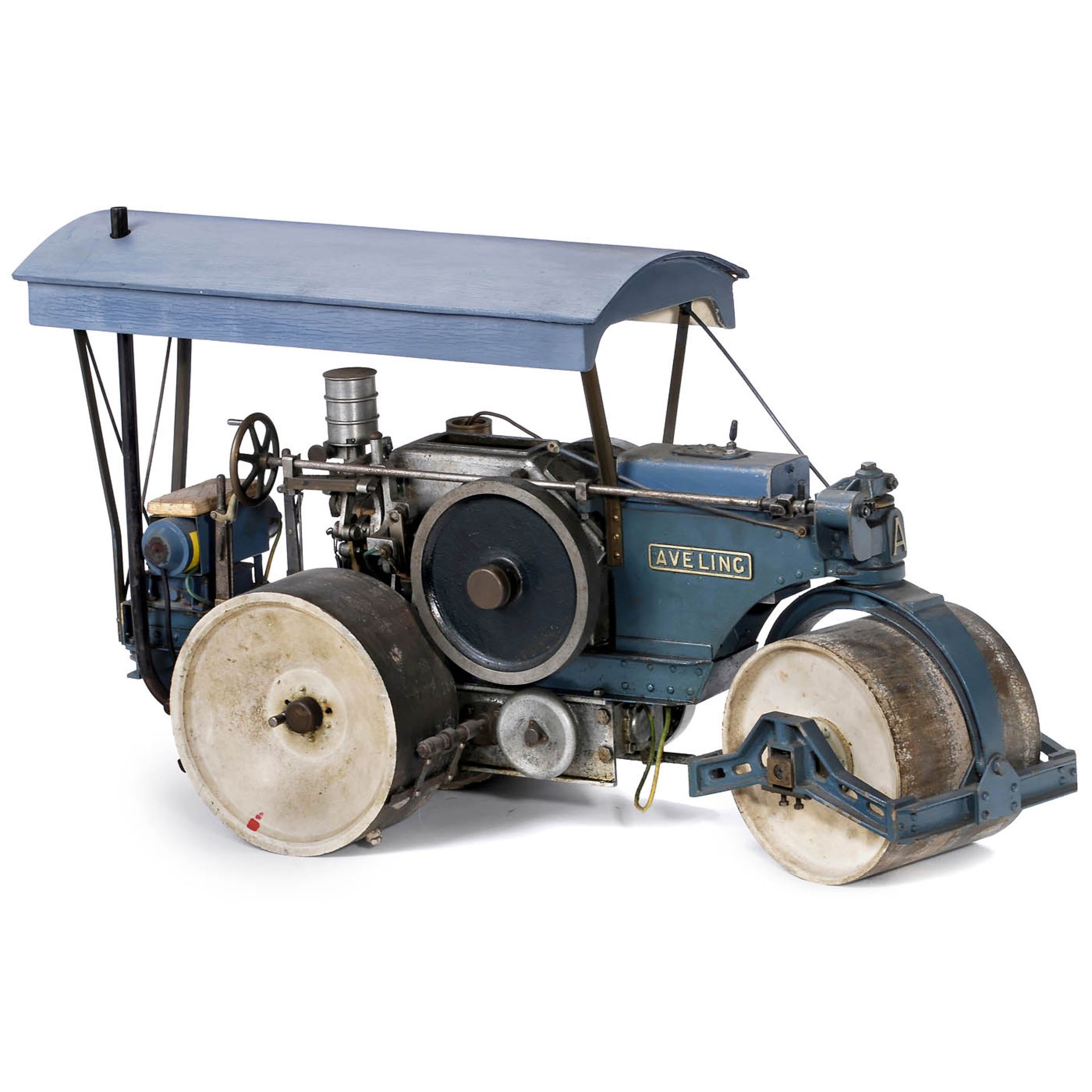 Working Model of a Westbury Aveling Road Roller with Four-Stroke Engine