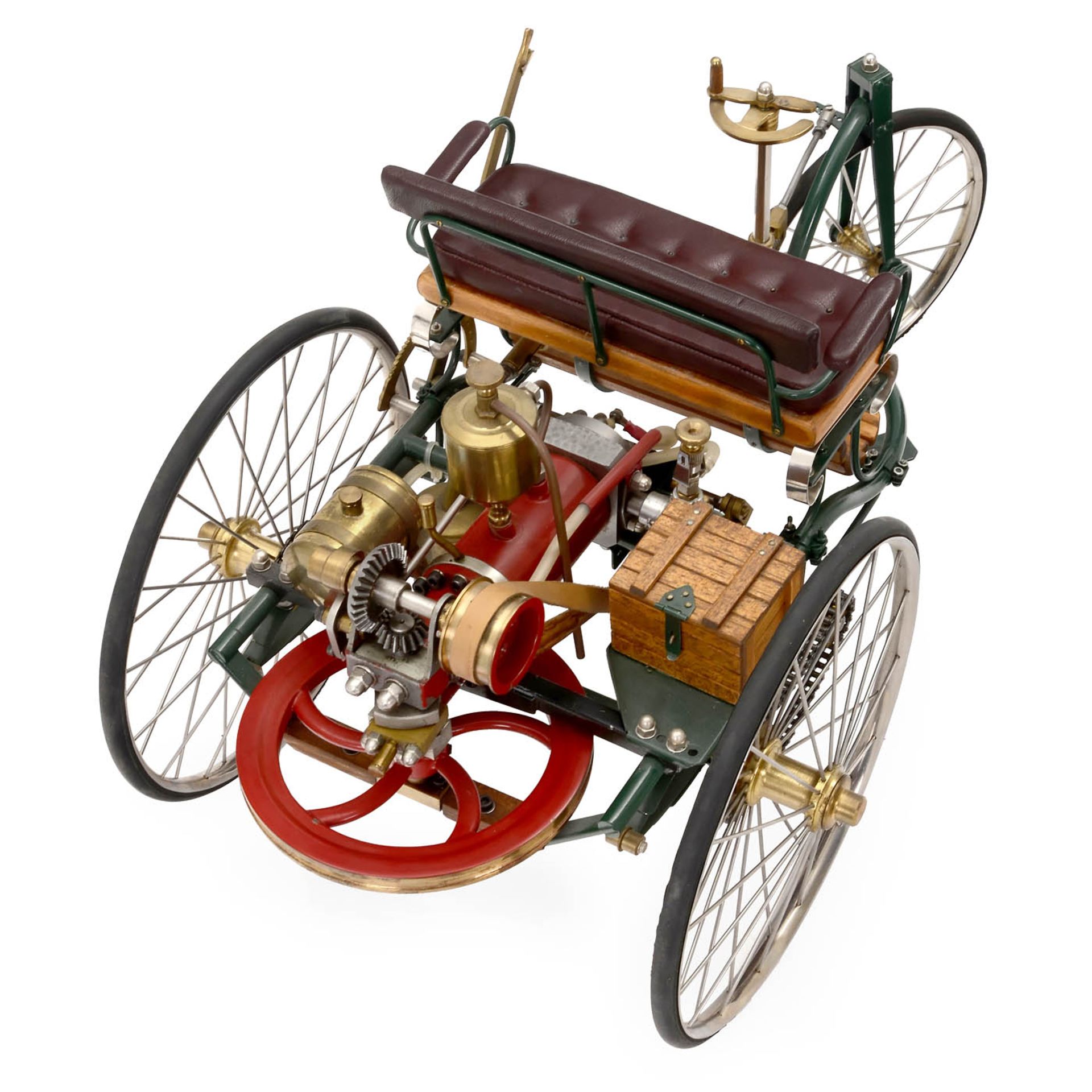 1:6 Scale Working Model of the Benz Motor Car no. 1 - Bild 4 aus 6