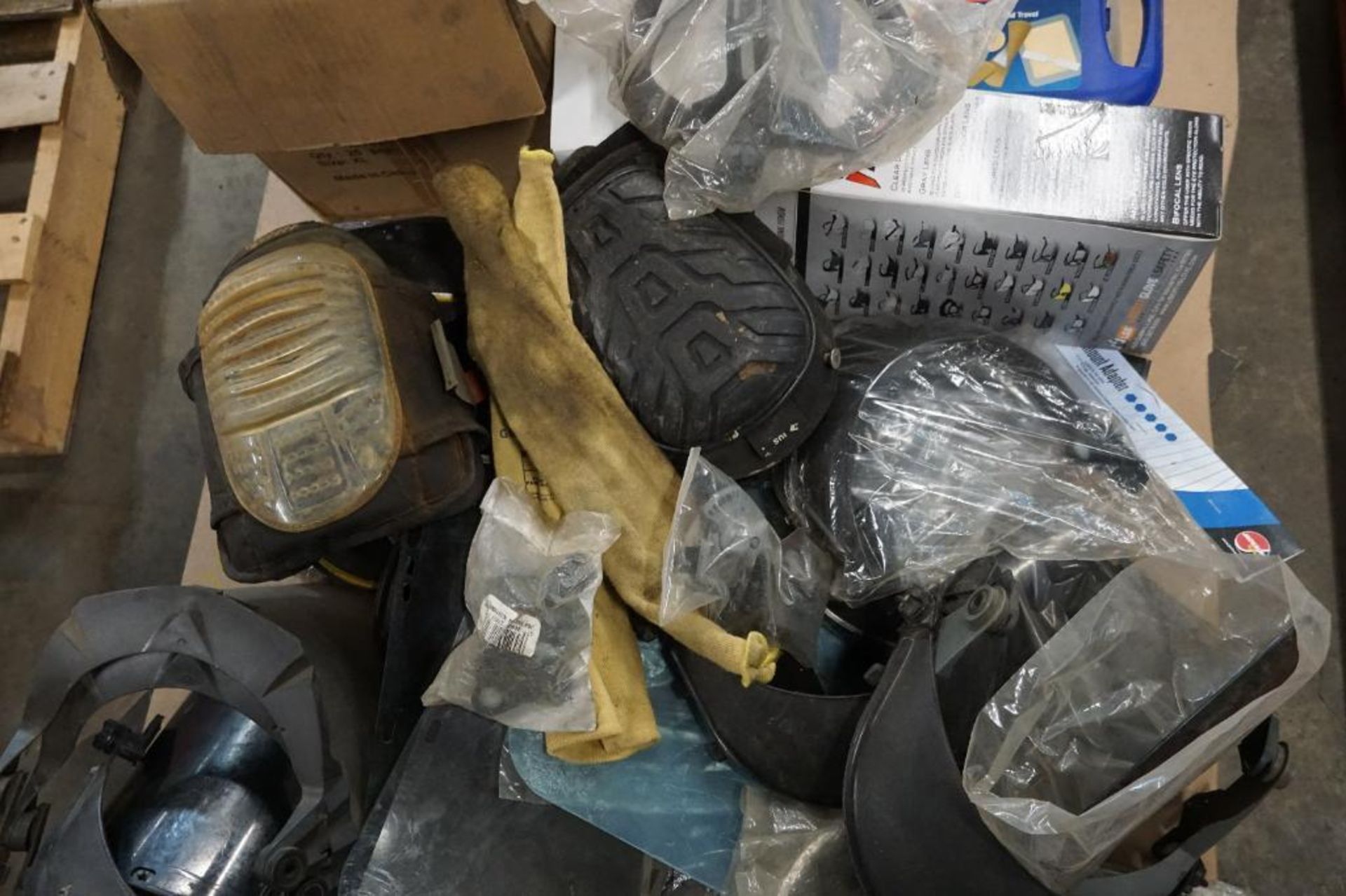 Pallet of First-Aid Kits, Knee Pads, Safety Goggles - Image 3 of 5