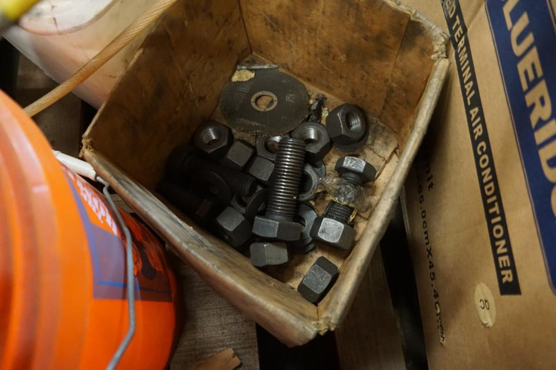 Pallet of Bolts, Nuts, Fasteners - Image 5 of 8