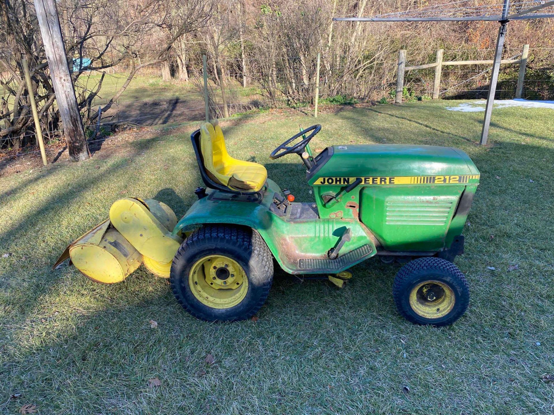 John Deere 212 Garden Tractor - Image 4 of 13