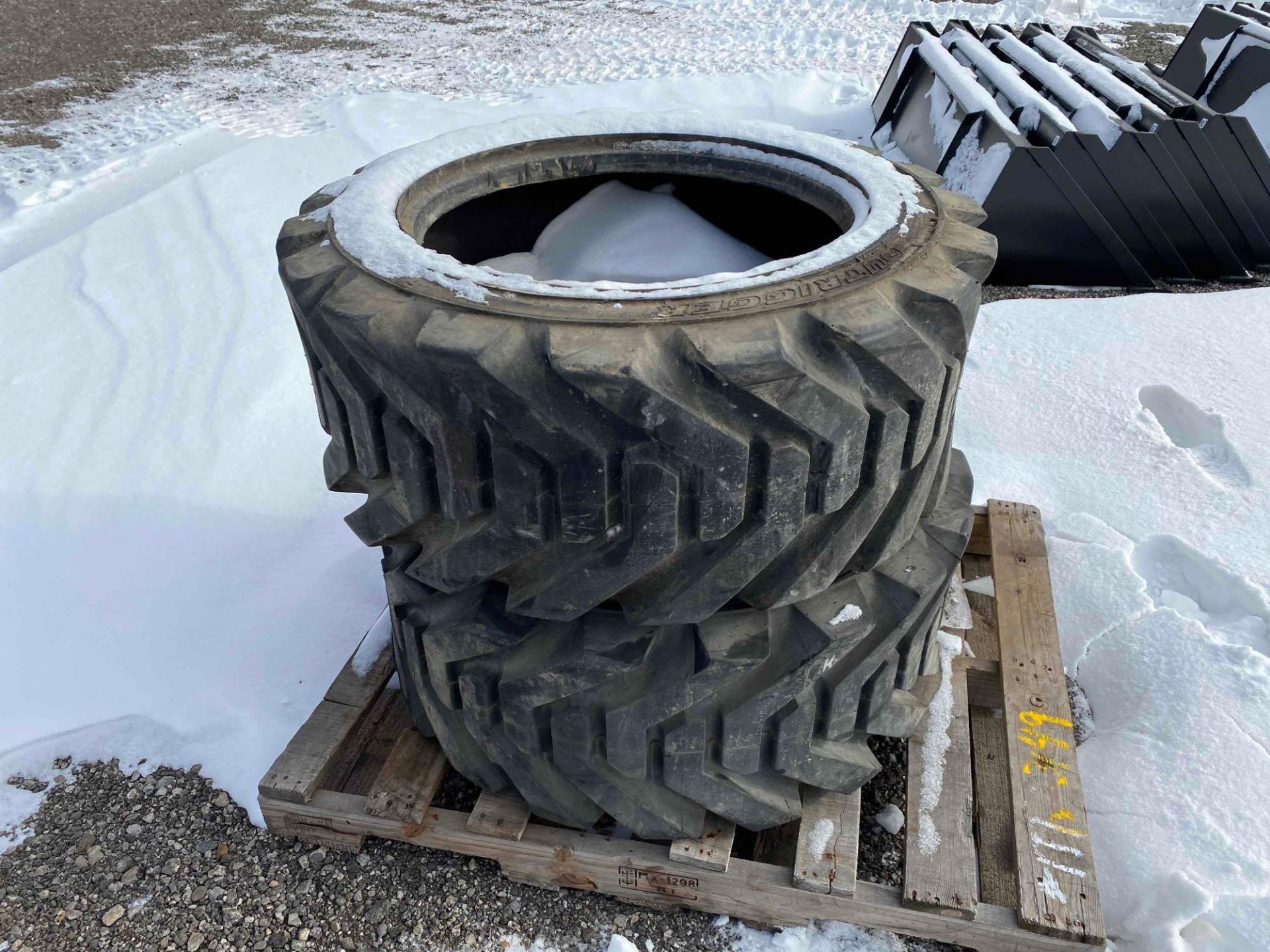 Used Set of 2 Loader Tires OTR 405/70-24* - Image 2 of 3